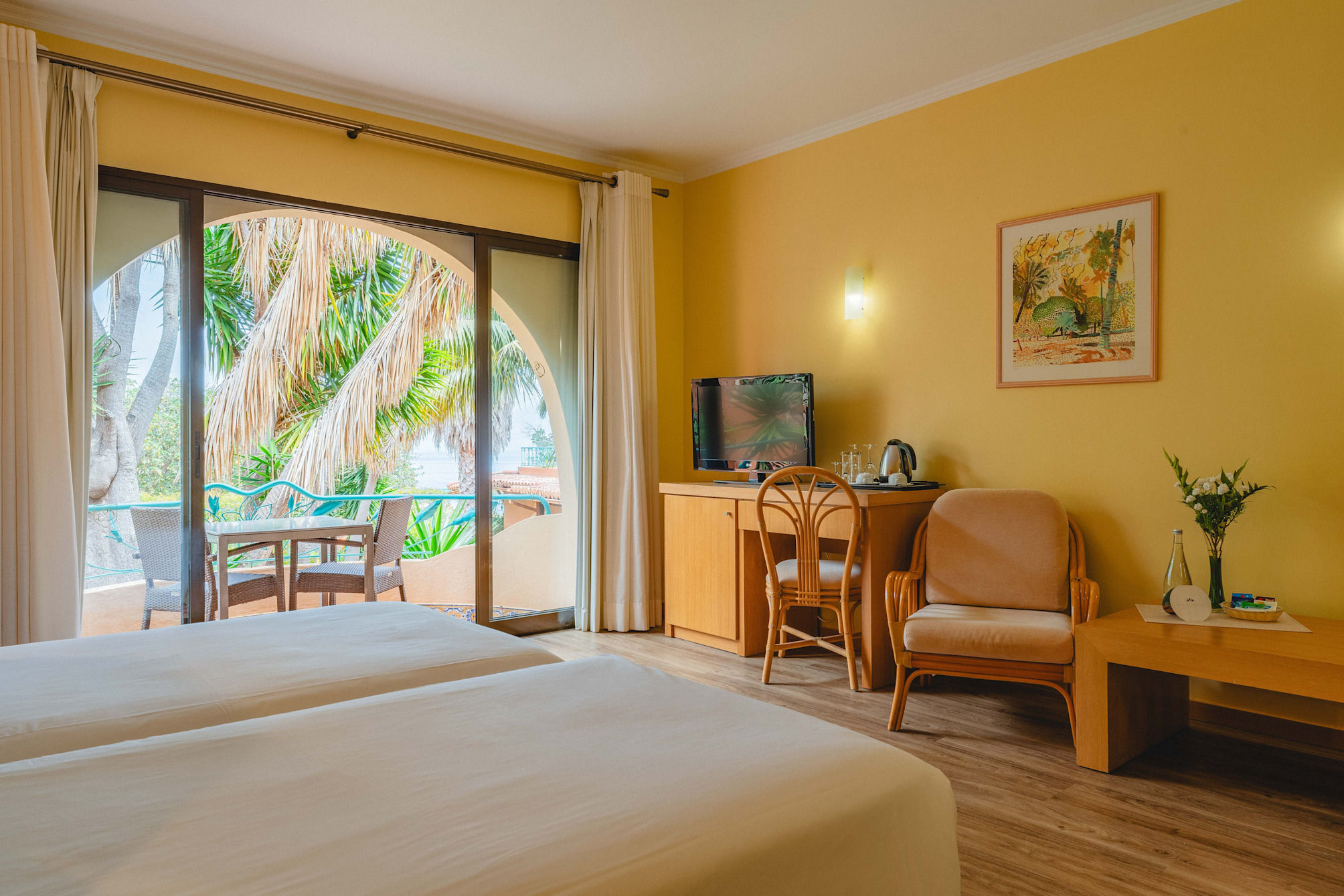 Standard Twin/Double Room with Garden View