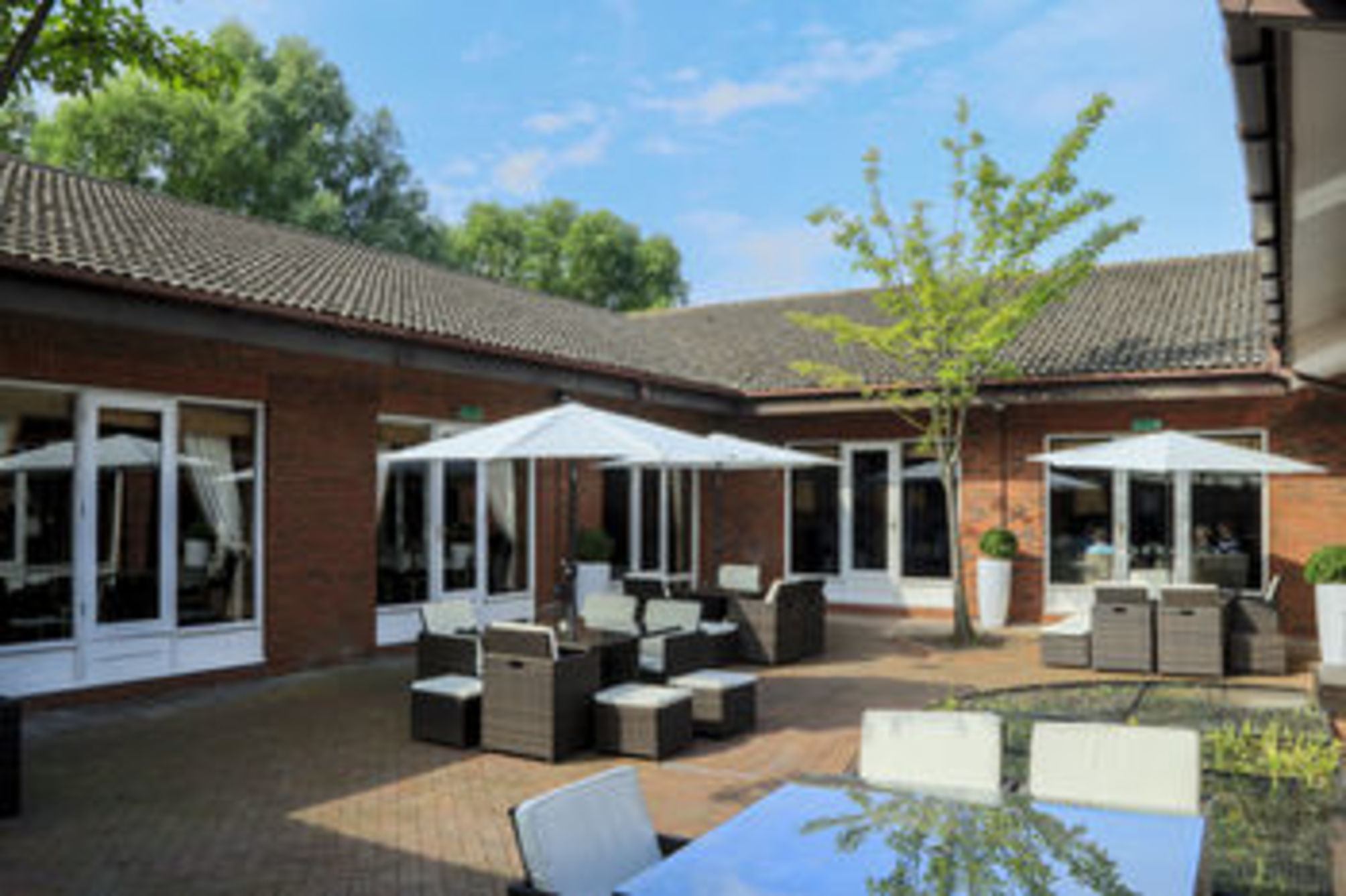 Holiday Inn GUILDFORD by IHG 2