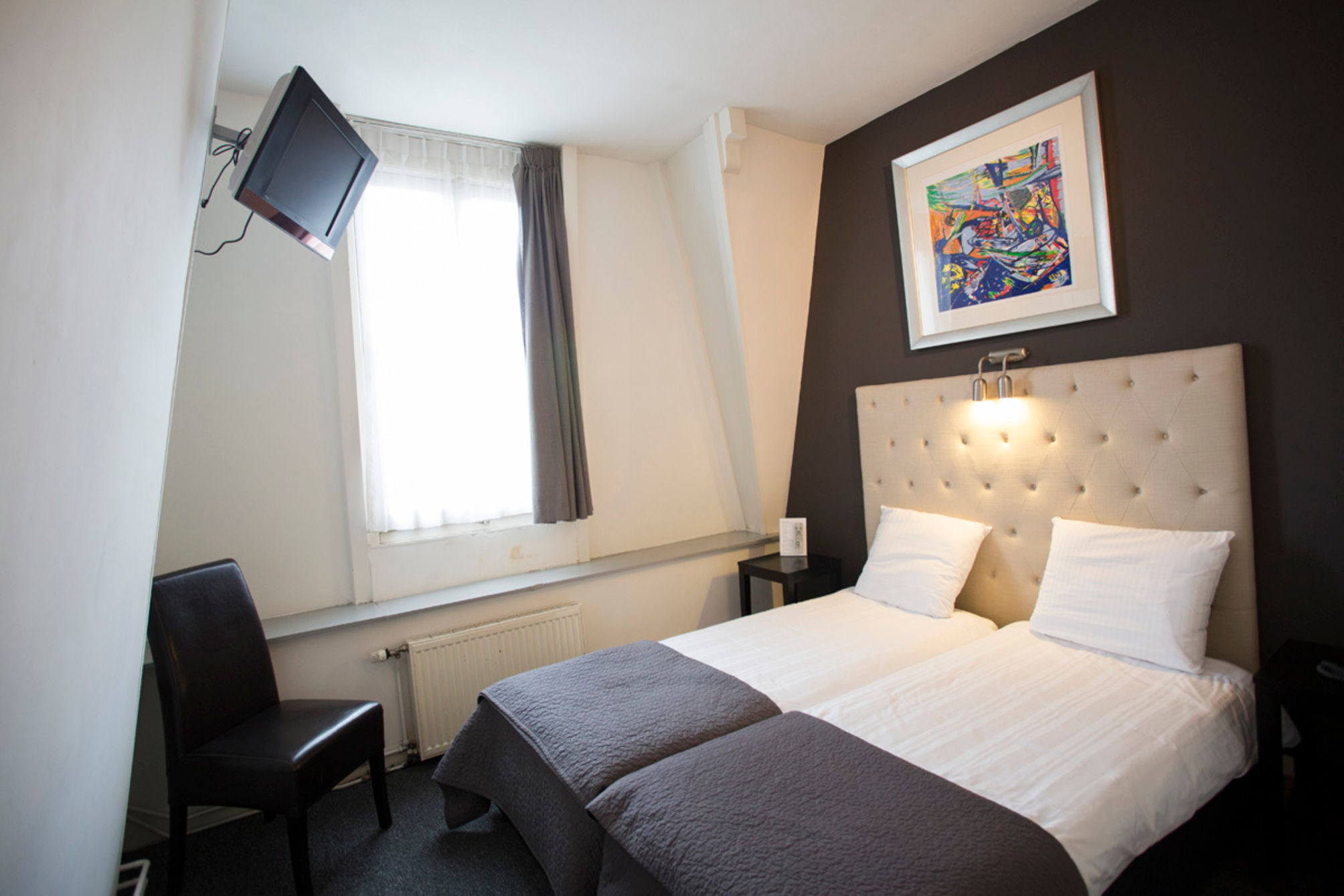 Quentin Canal House Hotel 1