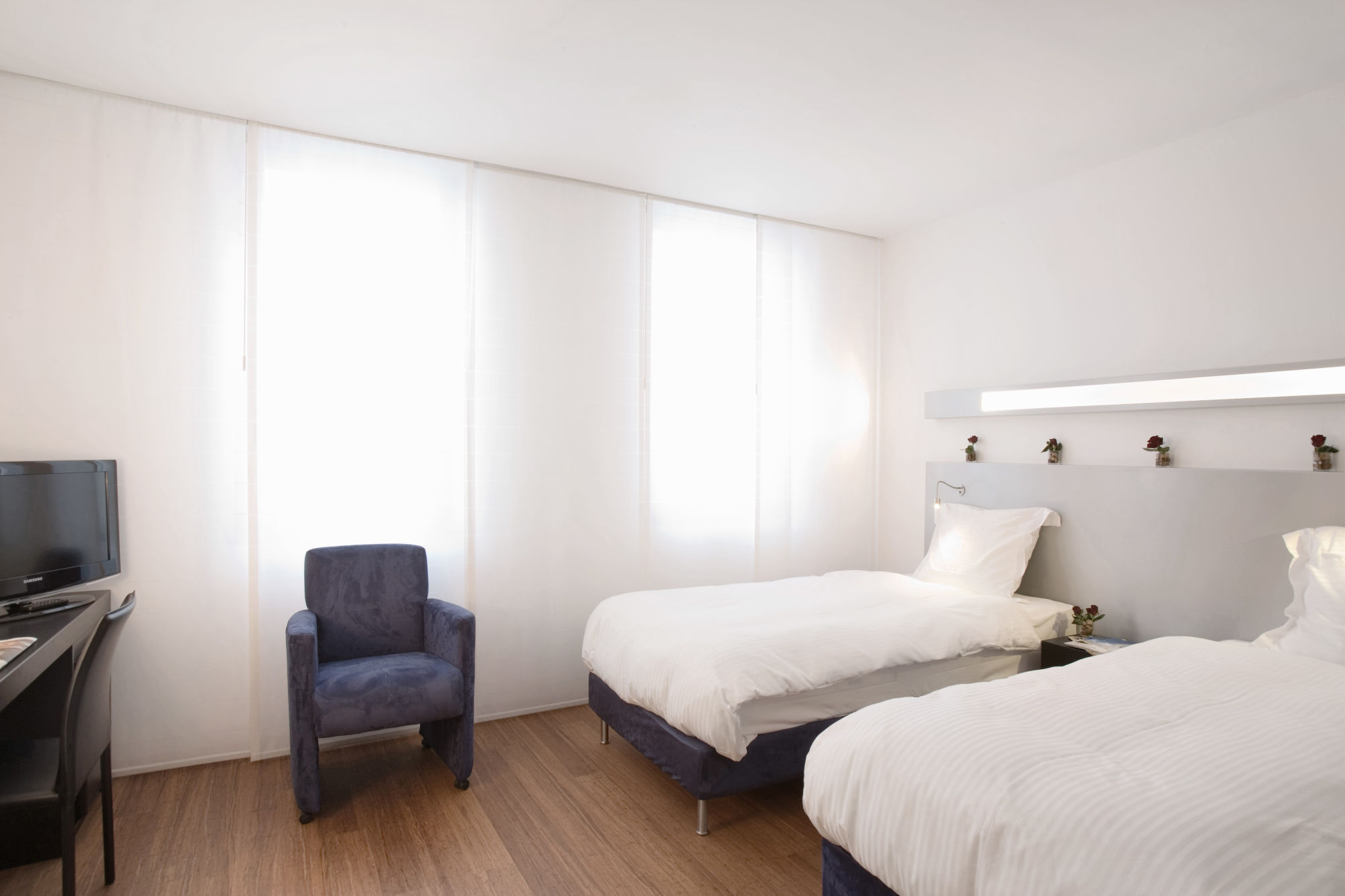 Classic twin room