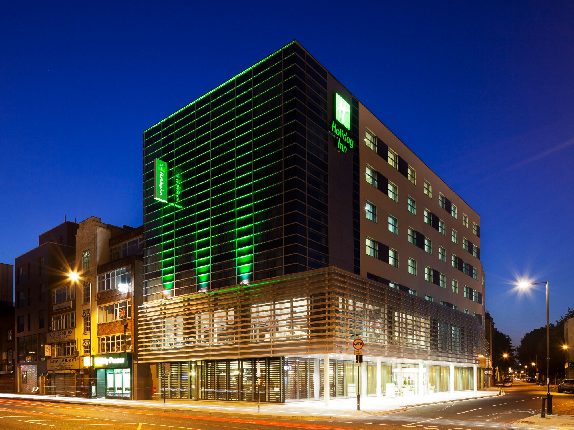 Holiday Inn LONDON - WHITECHAPEL by IHG 2