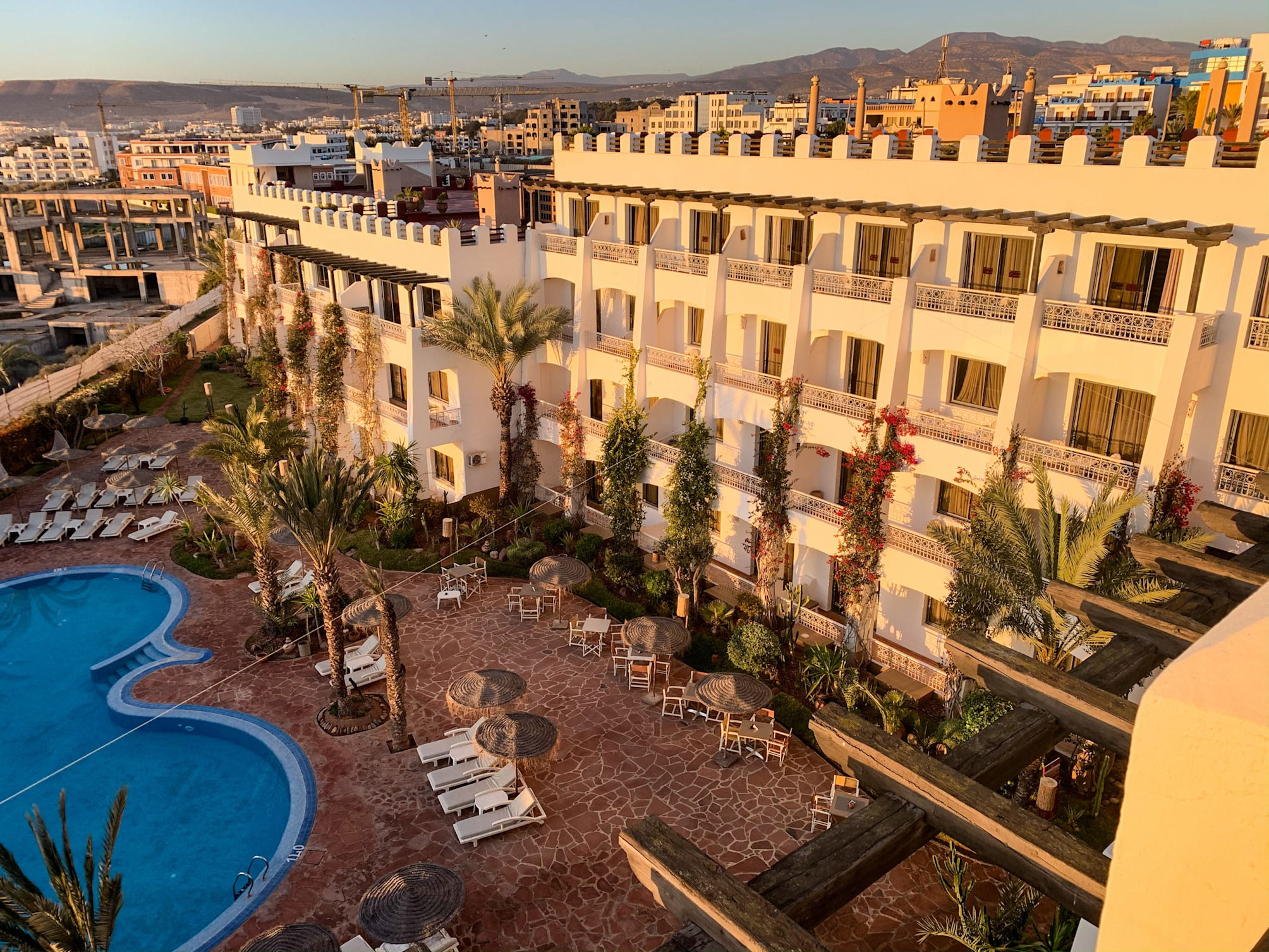 Borjs Hotel Suites & Spa 1