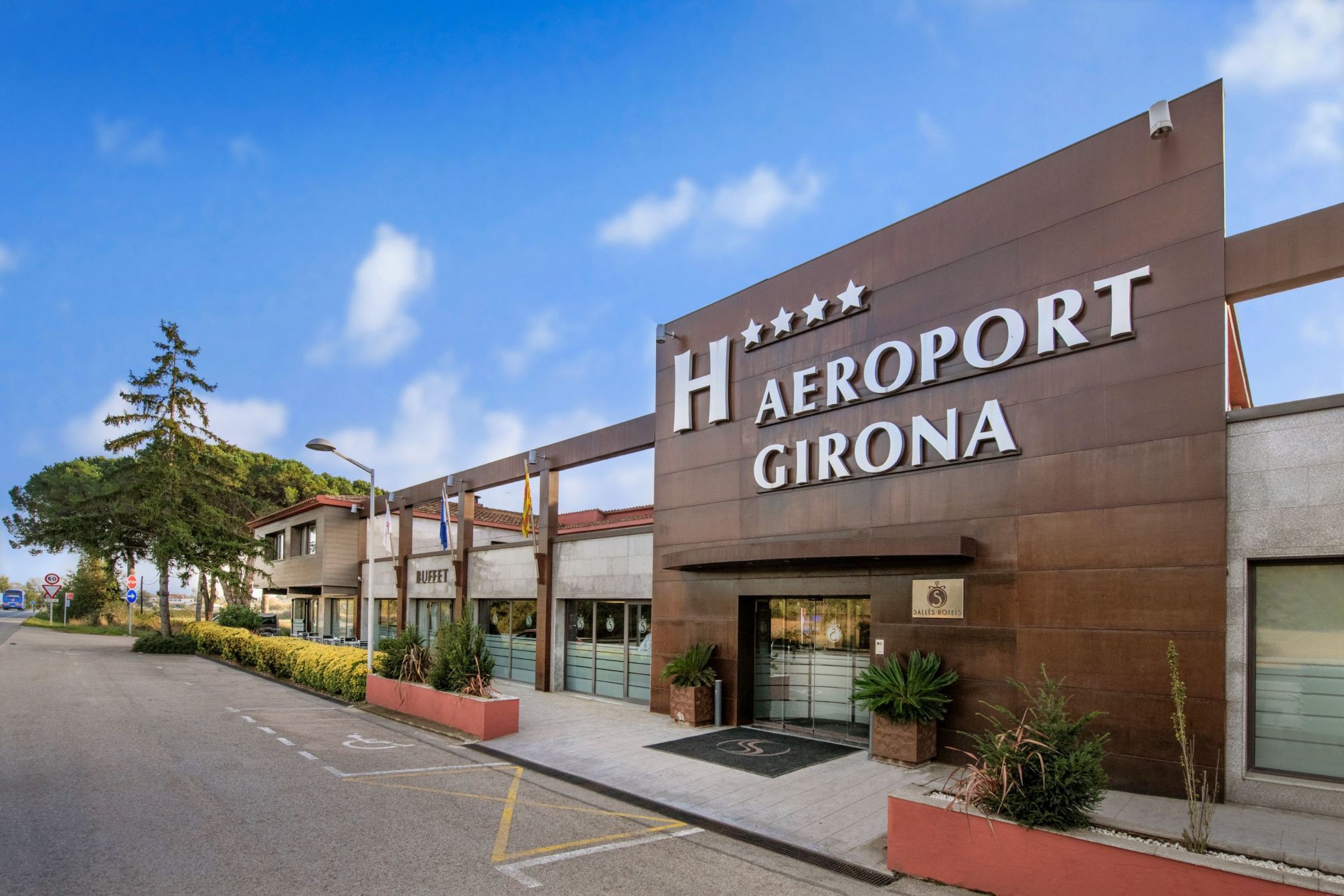 Salles Hotel Aeroport de Girona 2
