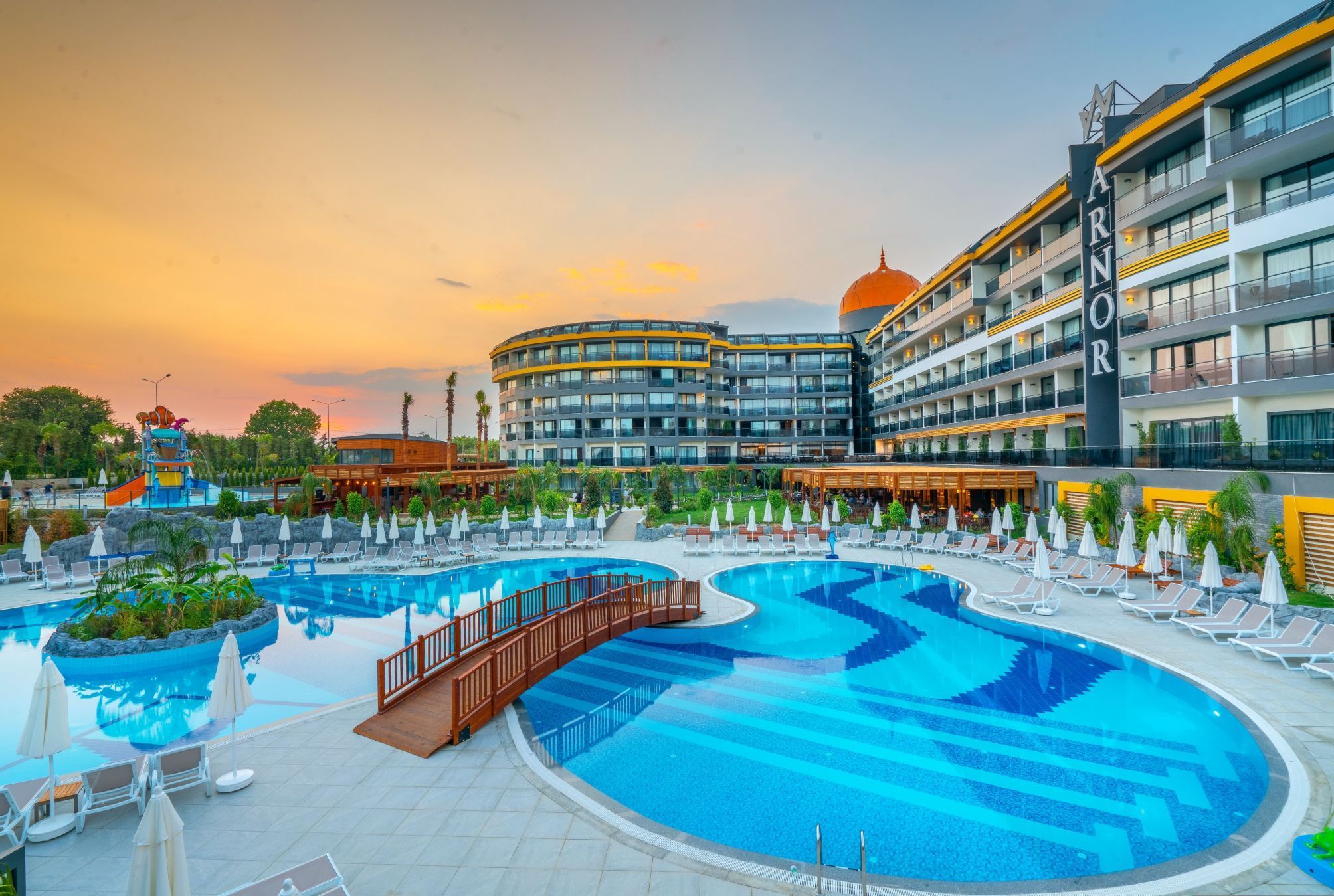 Arnor De Luxe Hotel & Spa 1