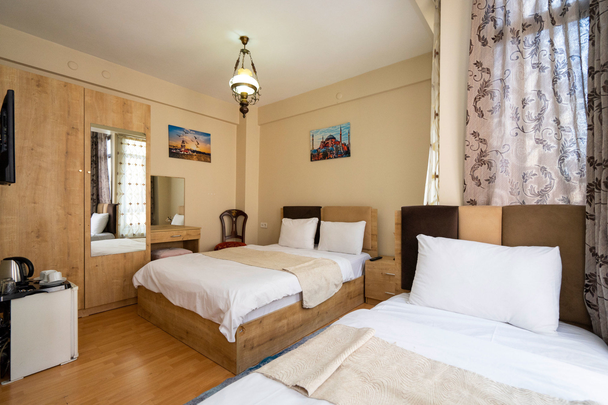 Deluxe Triple Room