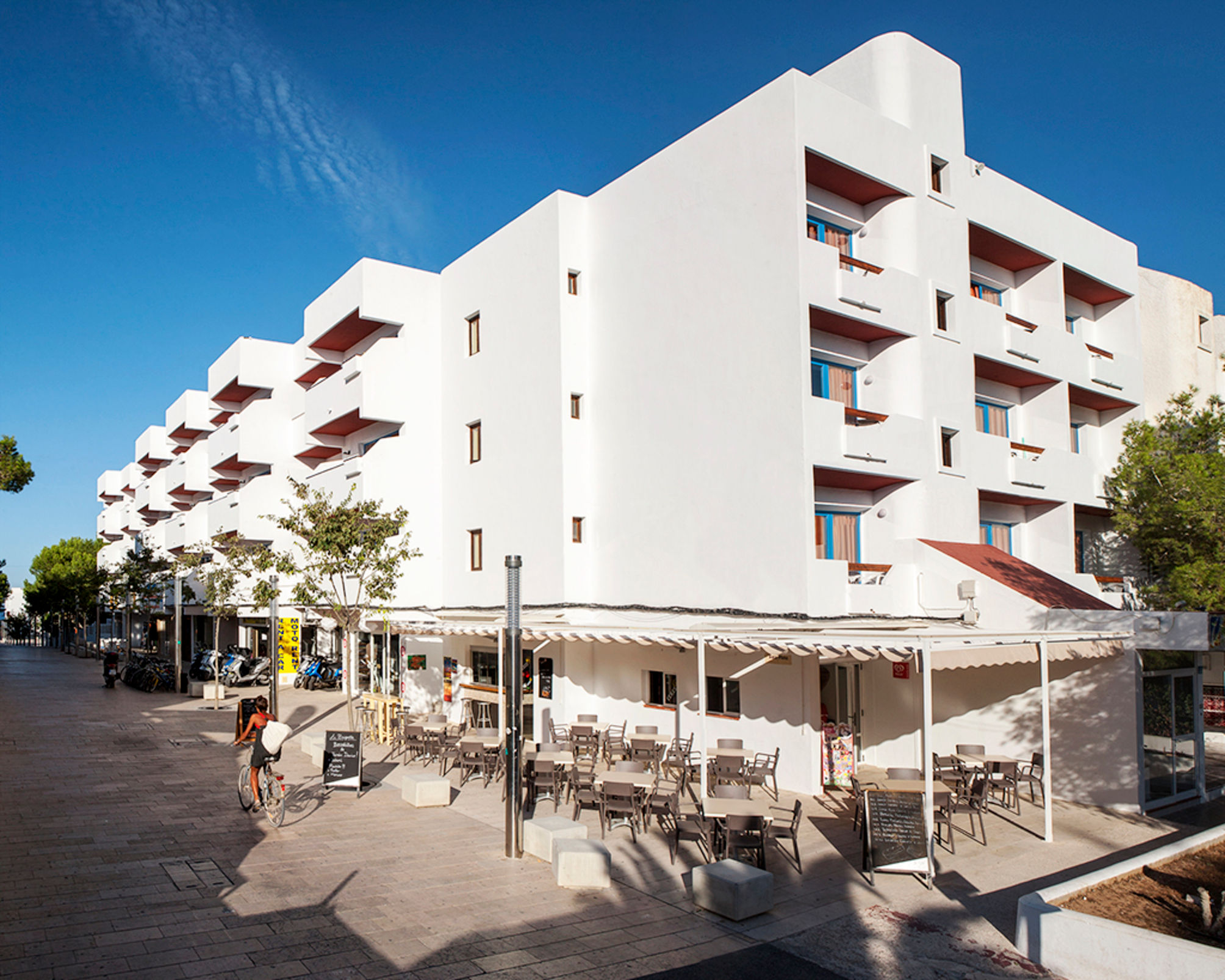 Apartamentos Es Pujols - Emar Hotels 2