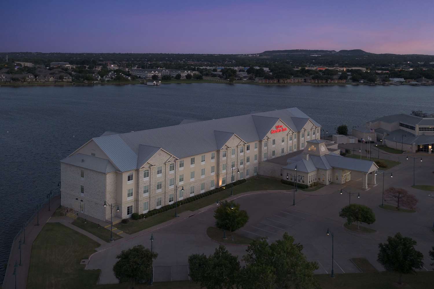 Hilton Garden Inn Granbury 2