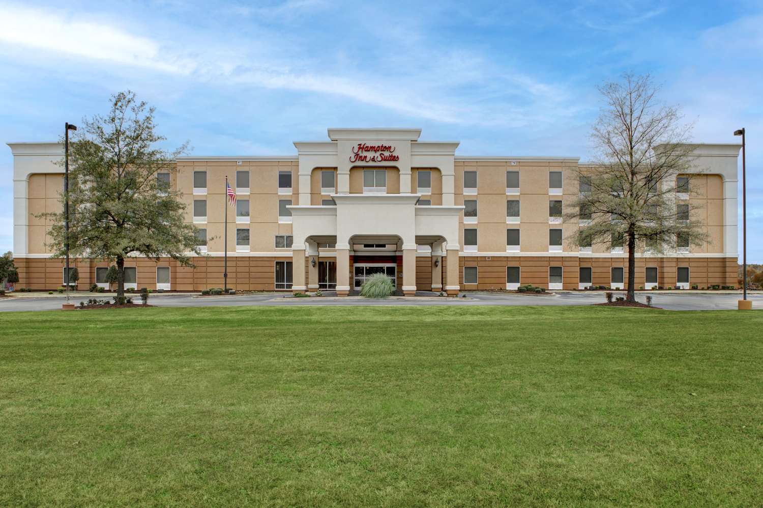 Hampton Inn & Suites Jackson 1