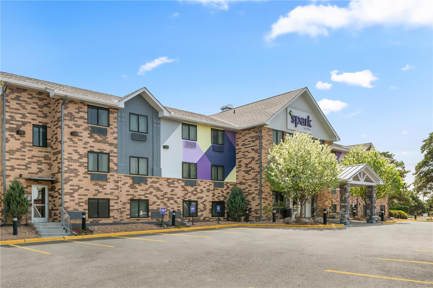 Spark By Hilton Eden Prairie 1