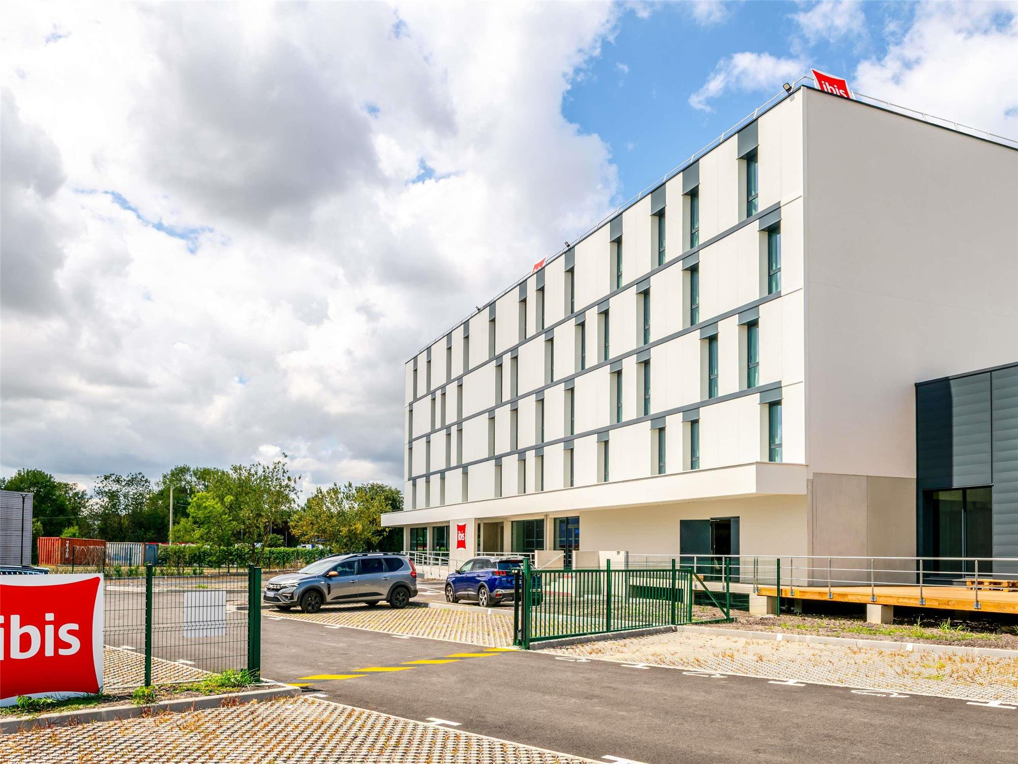 ibis Bordeaux Nord Carbon Blanc 2