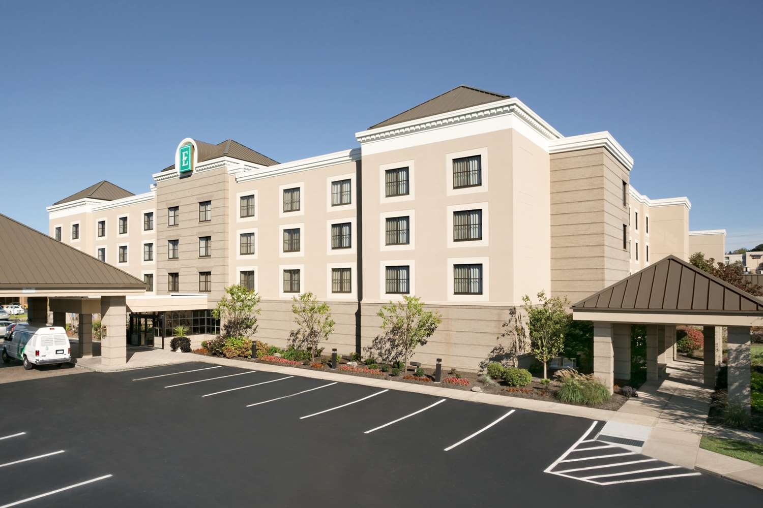 Embassy Suites by Hilton Cleveland Beachwood 1