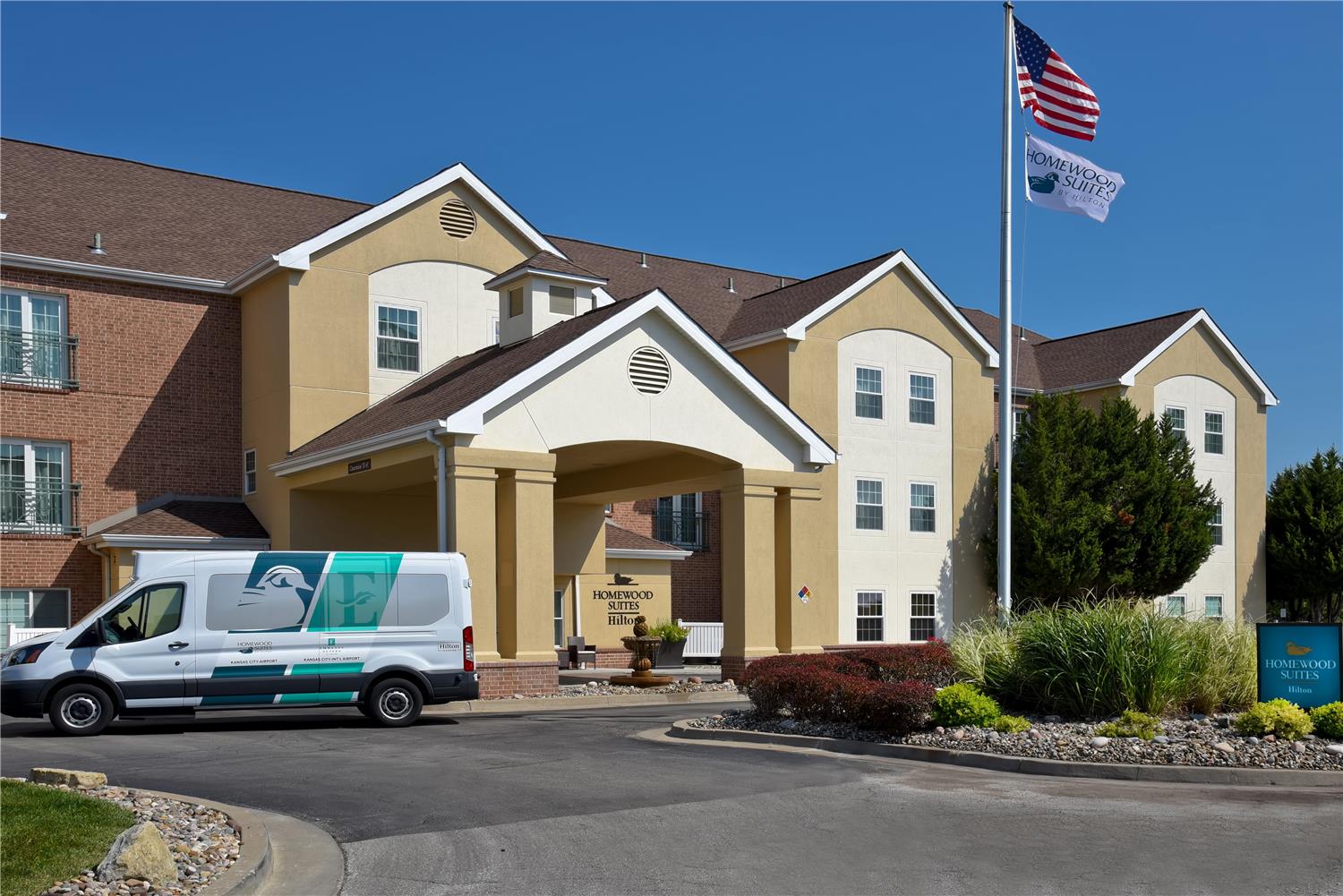 Homewood Suites by Hilton Kansas City-Airport 1