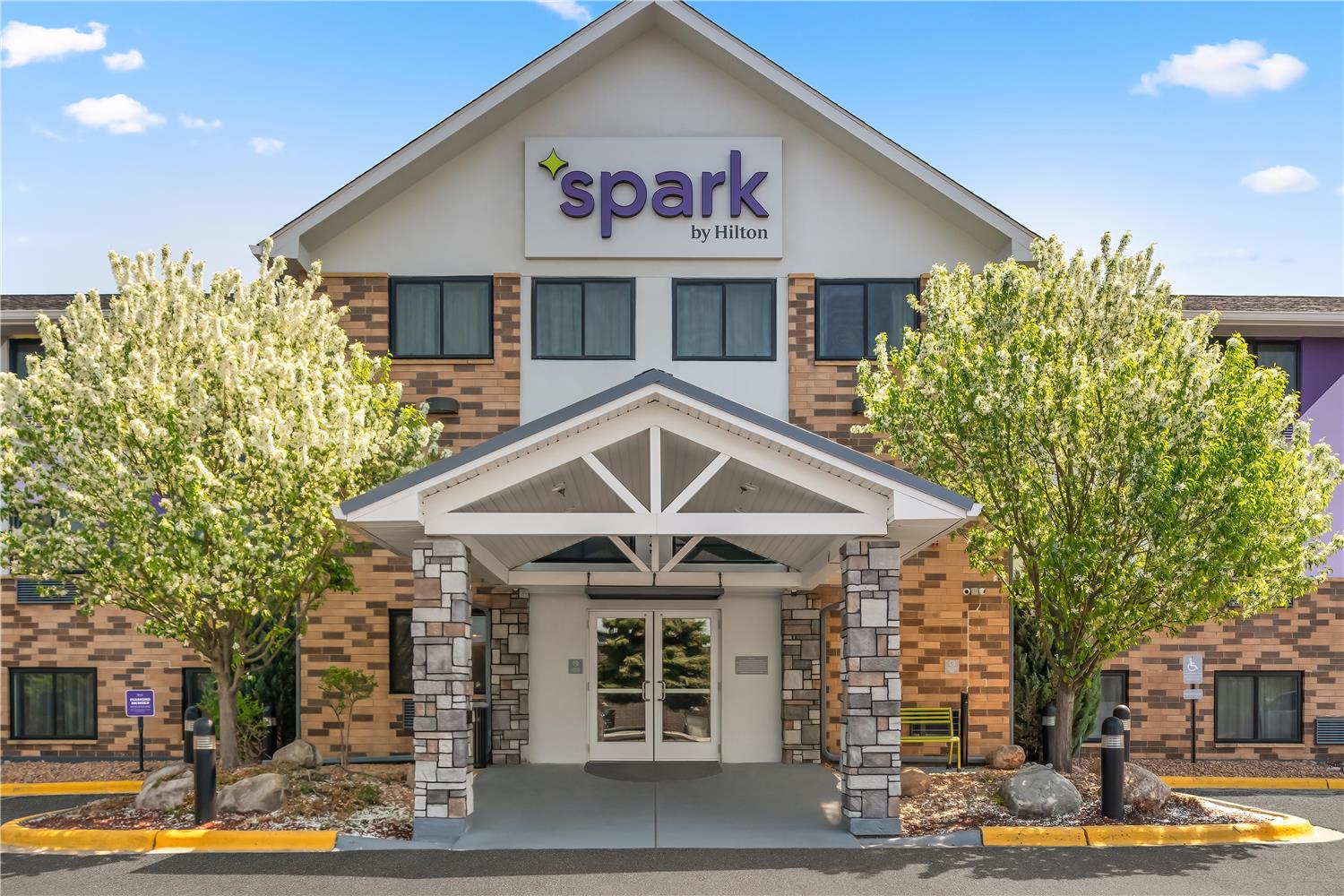 Spark By Hilton Eden Prairie 2