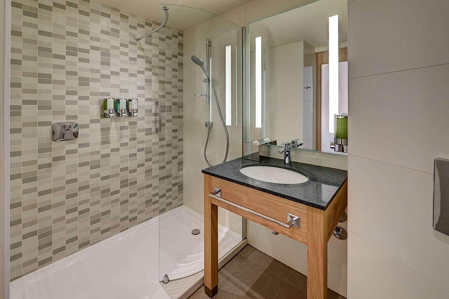 Twin Room with City View
