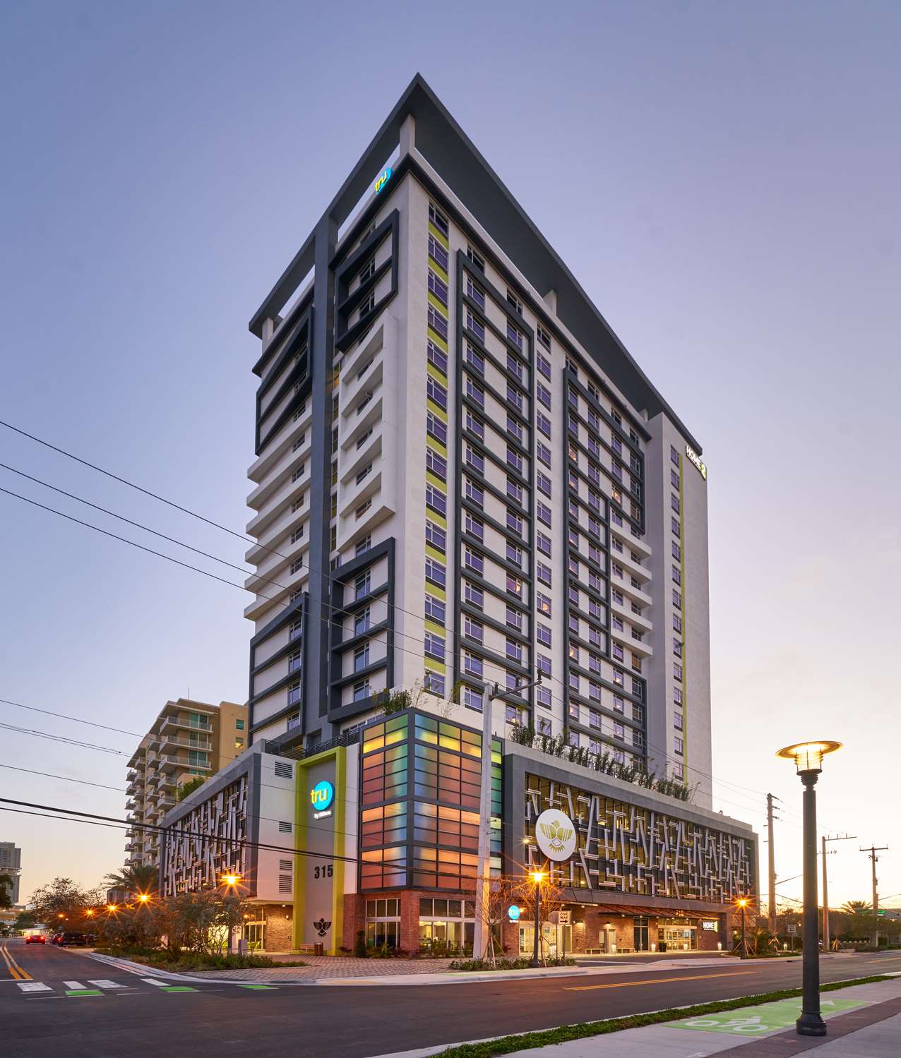 Tru By Hilton Fort Lauderdale Downtown-Flagler Village 2