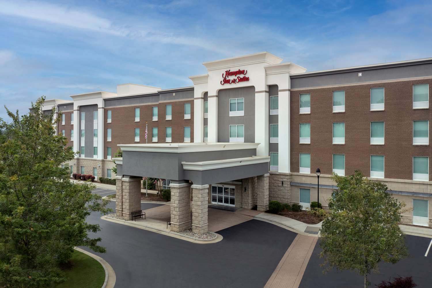 Hampton Inn & Suites Holly Springs 1