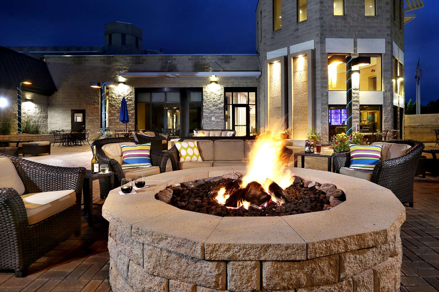 DoubleTree by Hilton Denver - Thornton 2