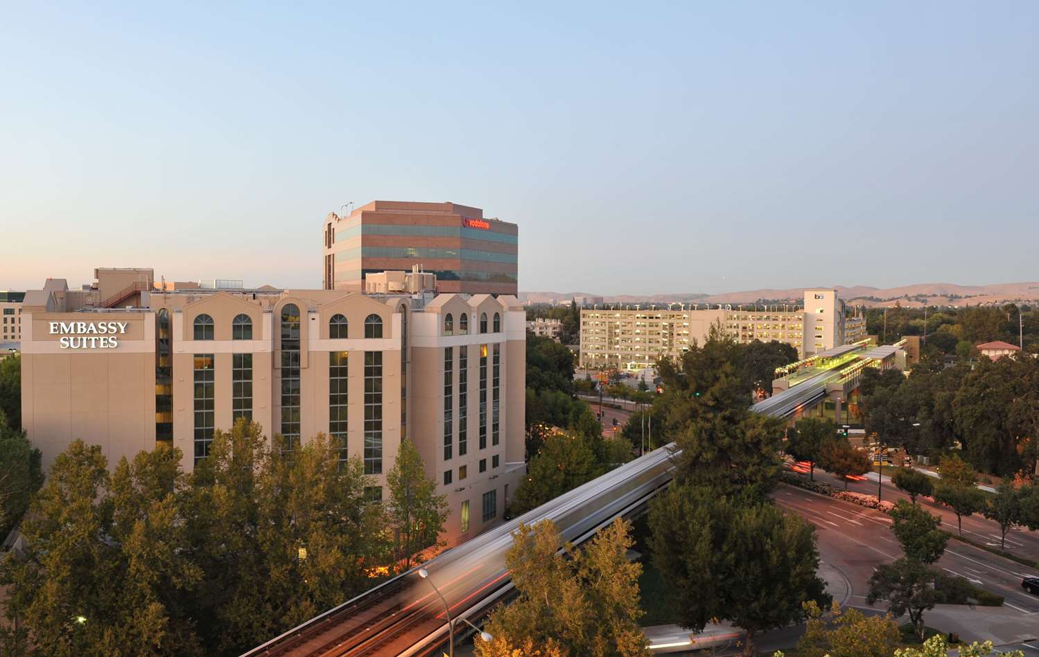 Embassy Suites by Hilton Walnut Creek 2