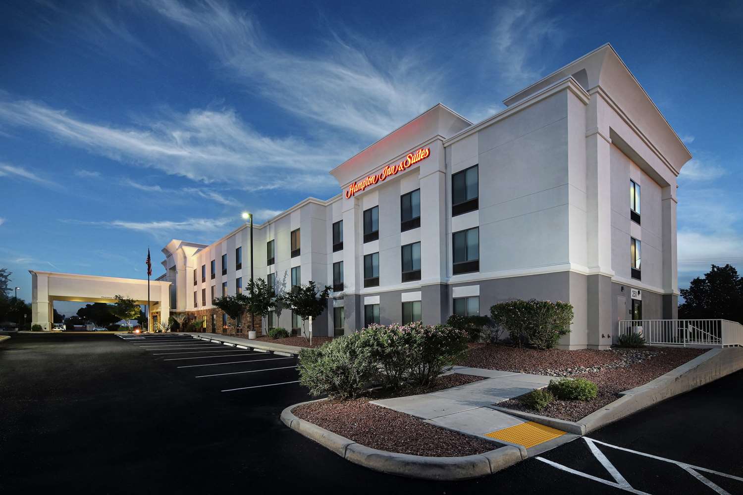 Hampton Inn & Suites Tucson East 2