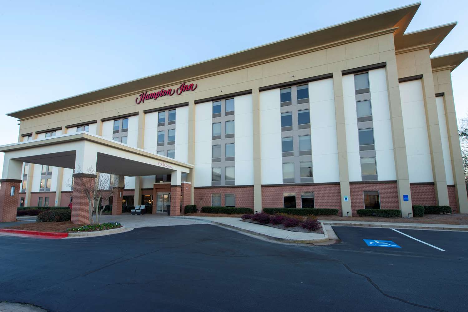 Hampton Inn Atlanta-Southlake 2