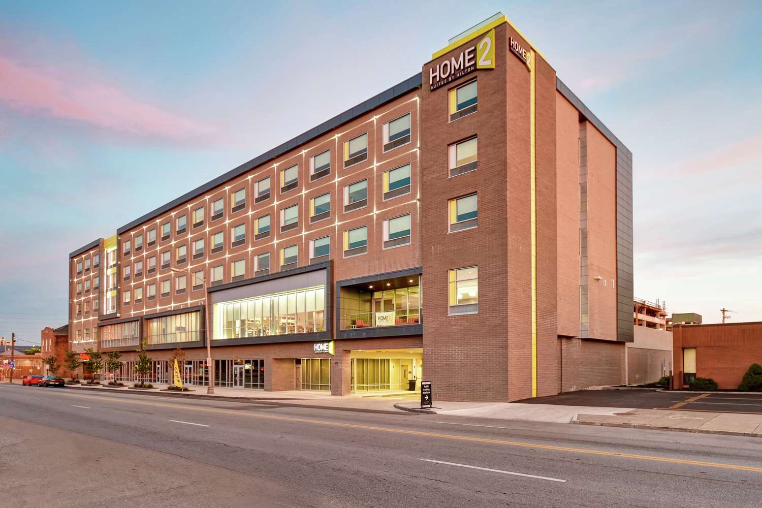 Home2 Suites by Hilton Columbus Downtown 1