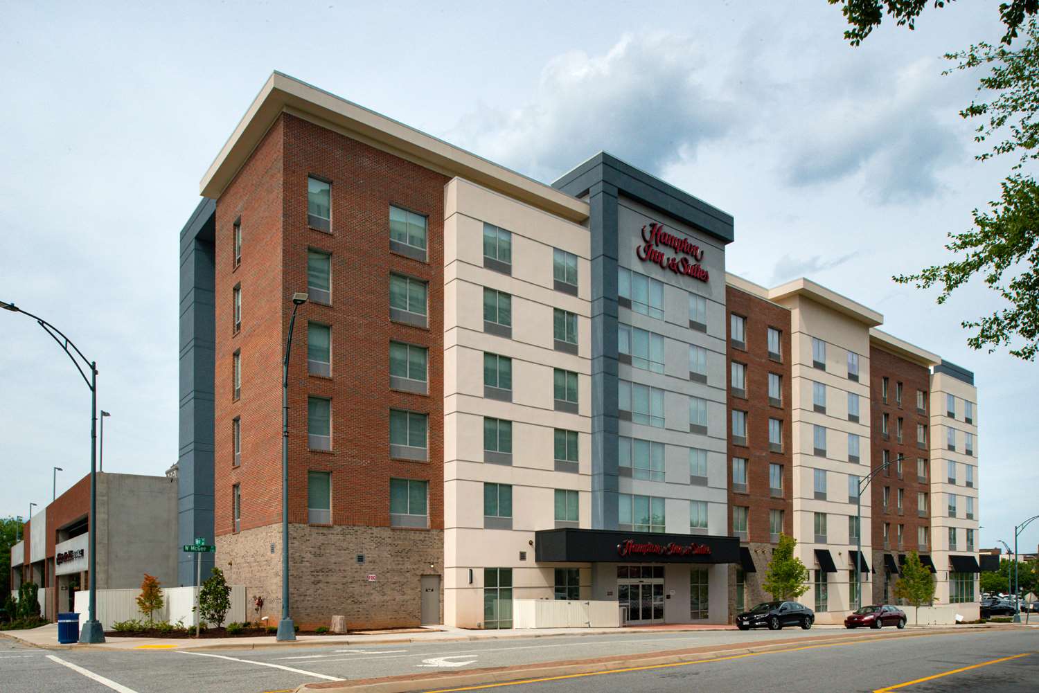 Hampton Inn & Suites Greensboro Downtown, Nc 1