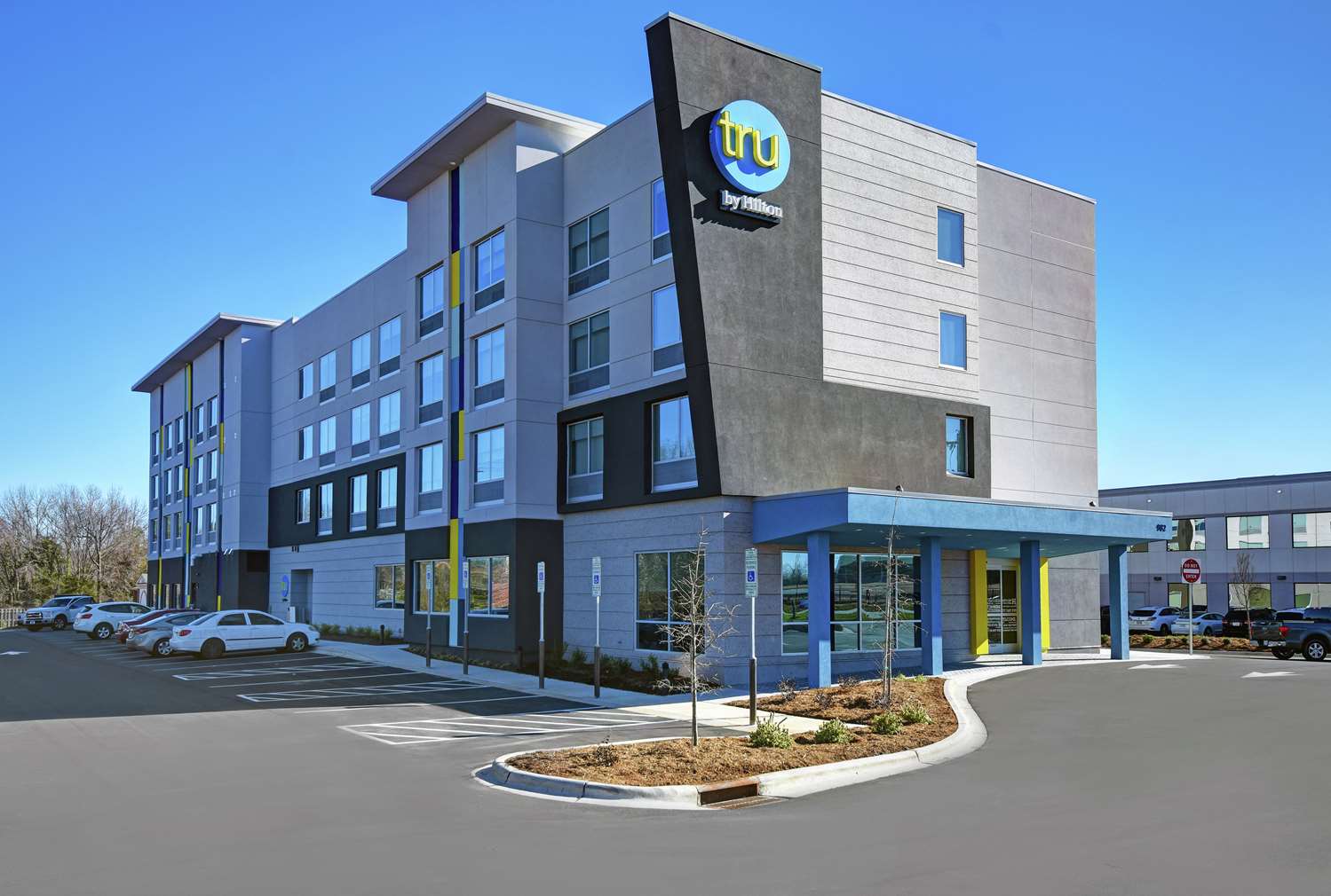 Tru By Hilton Burlington 1
