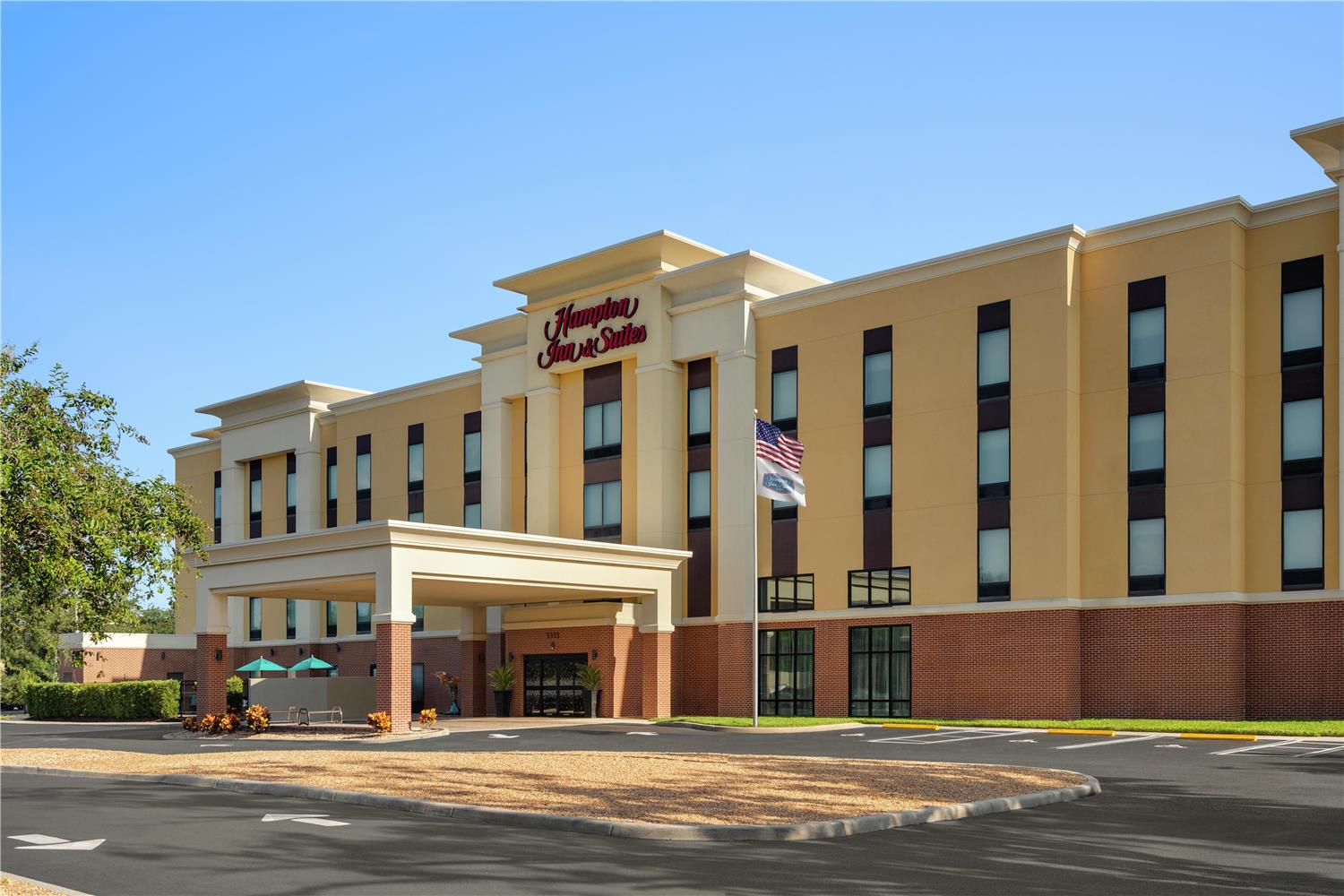 Hampton Inn & Suites by Hilton Tampa Busch Gardens Area 1