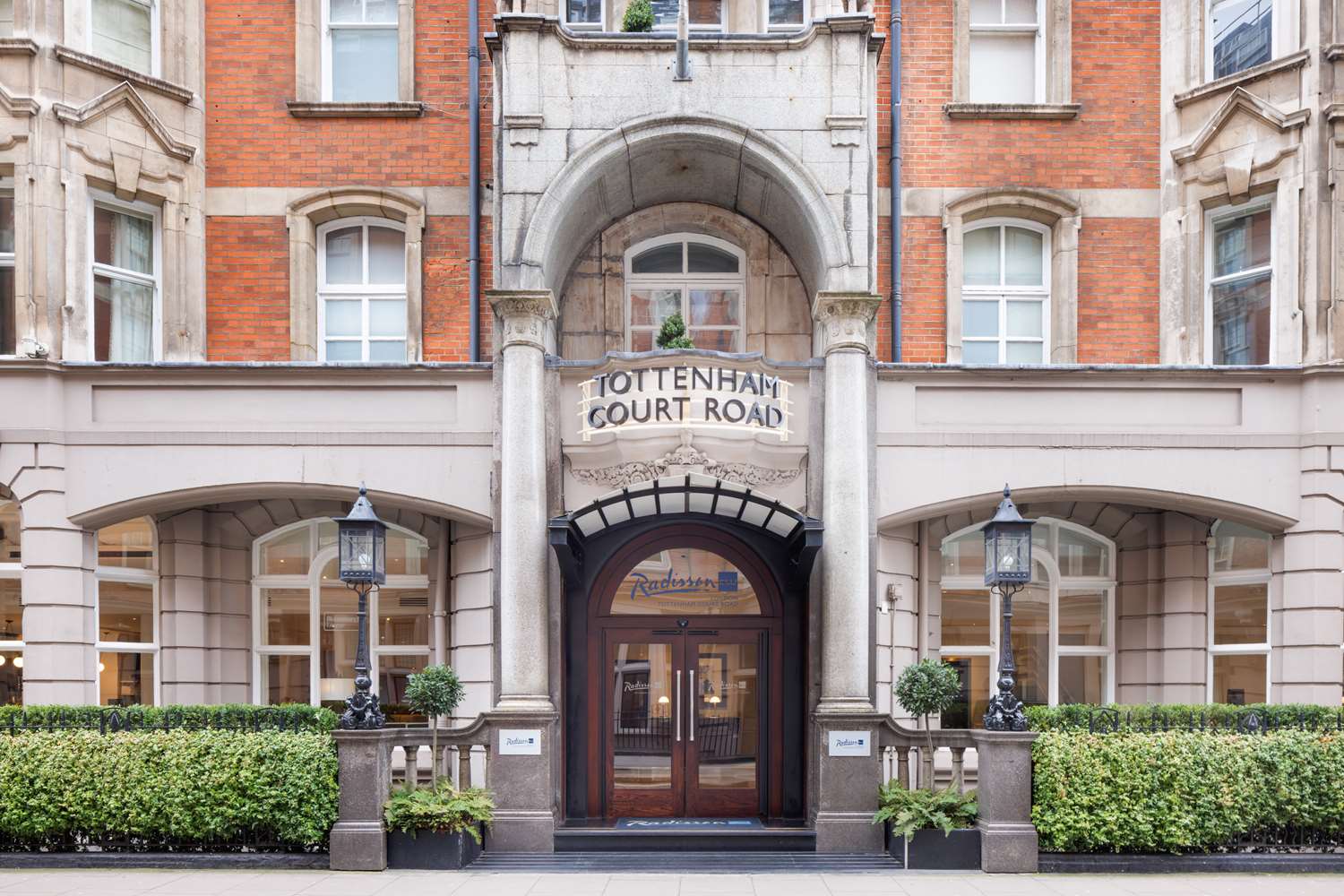 Radisson Blu Hotel, London Tottenham Court Road 1