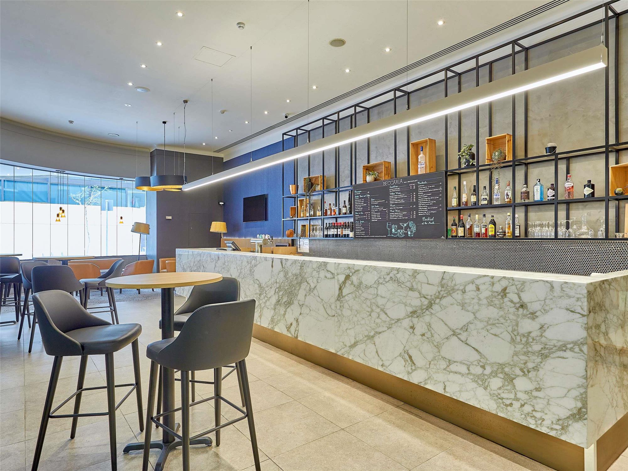 Mercure Perth 2