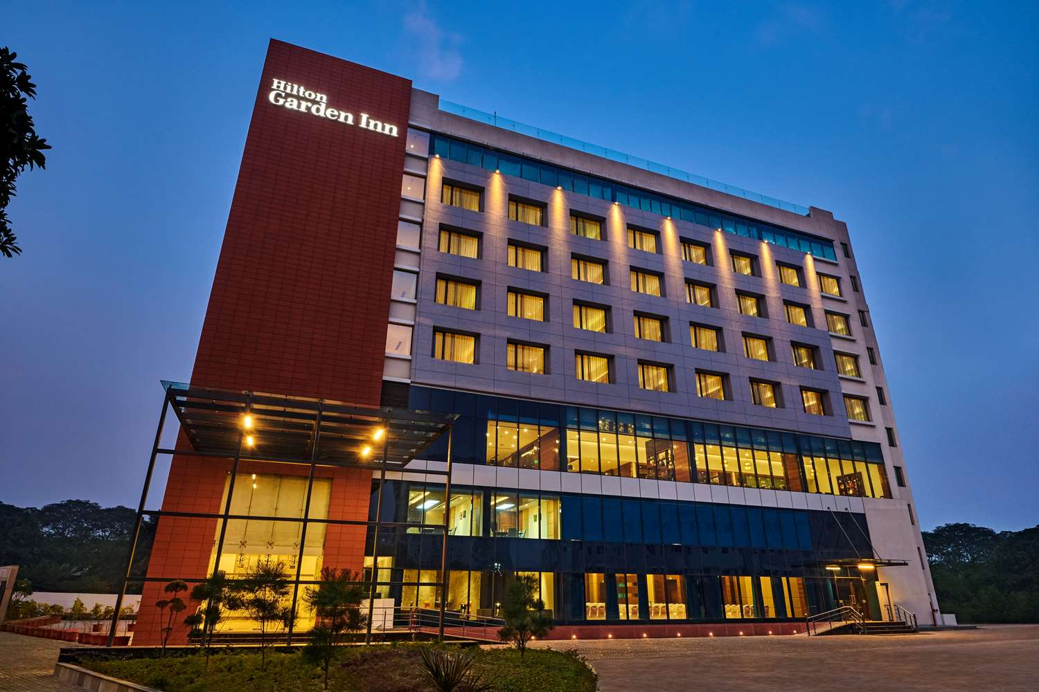 Hilton Garden Inn Lucknow 2