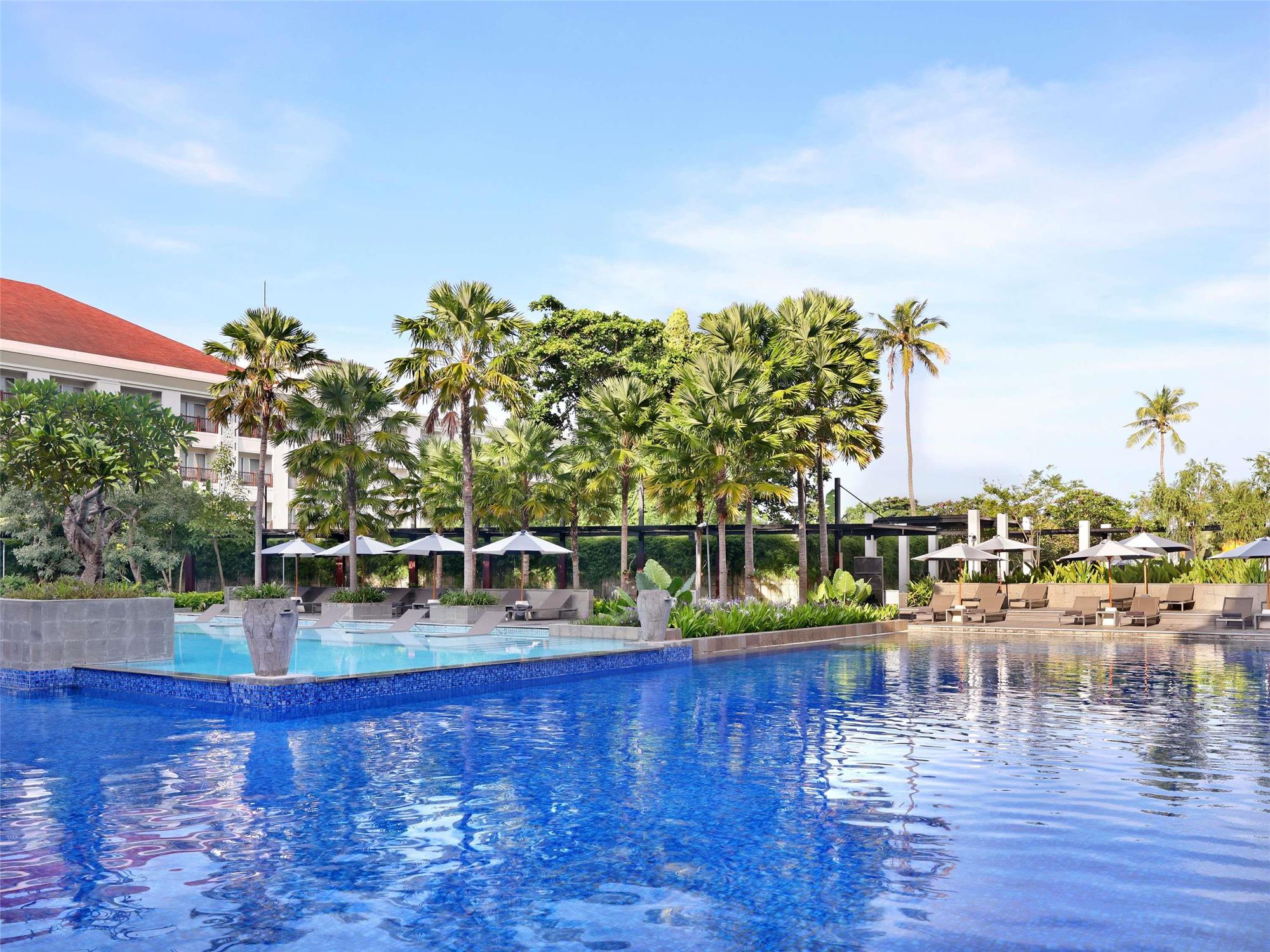 Grand Mercure Bali Seminyak 1
