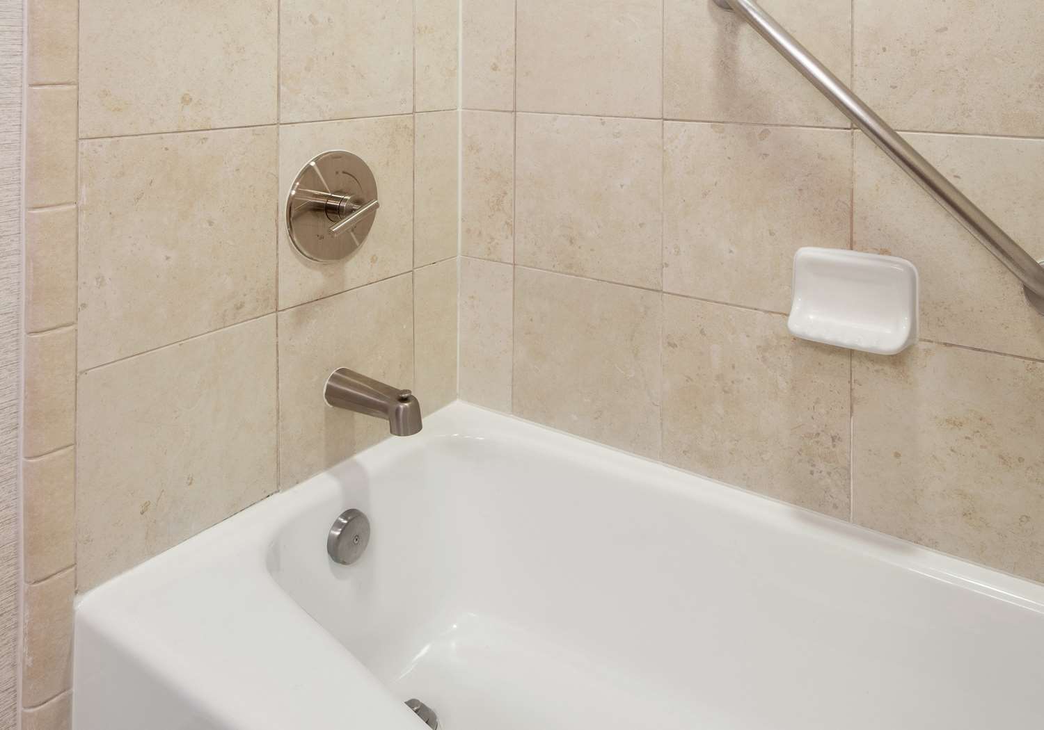 Non-smoking 2 Bedroom Suite