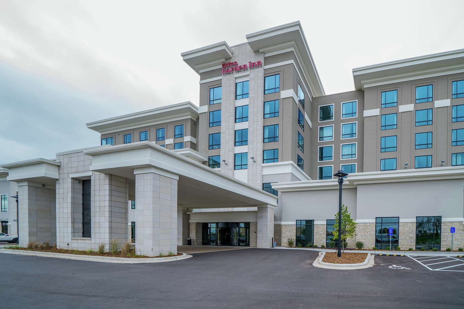 Hilton Garden Inn Madison Sun Prairie 1