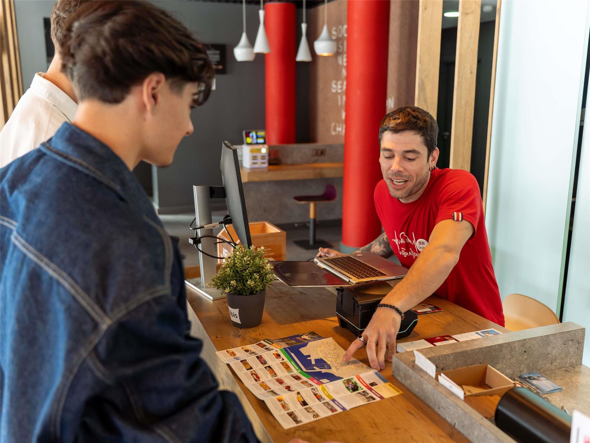 Ibis Hotel Alicante 2