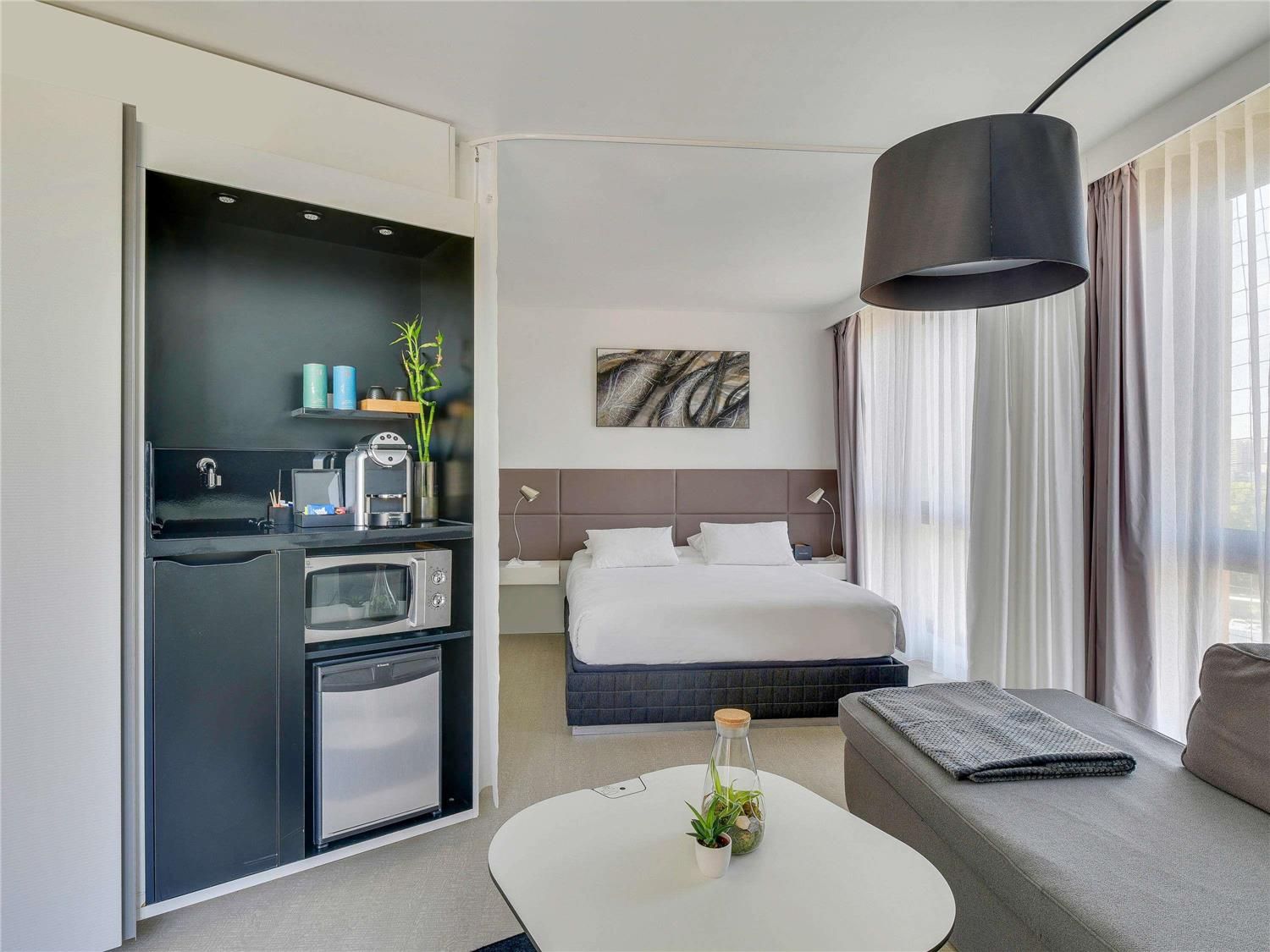 Novotel Suites Paris Issy Les Moulineaux 1