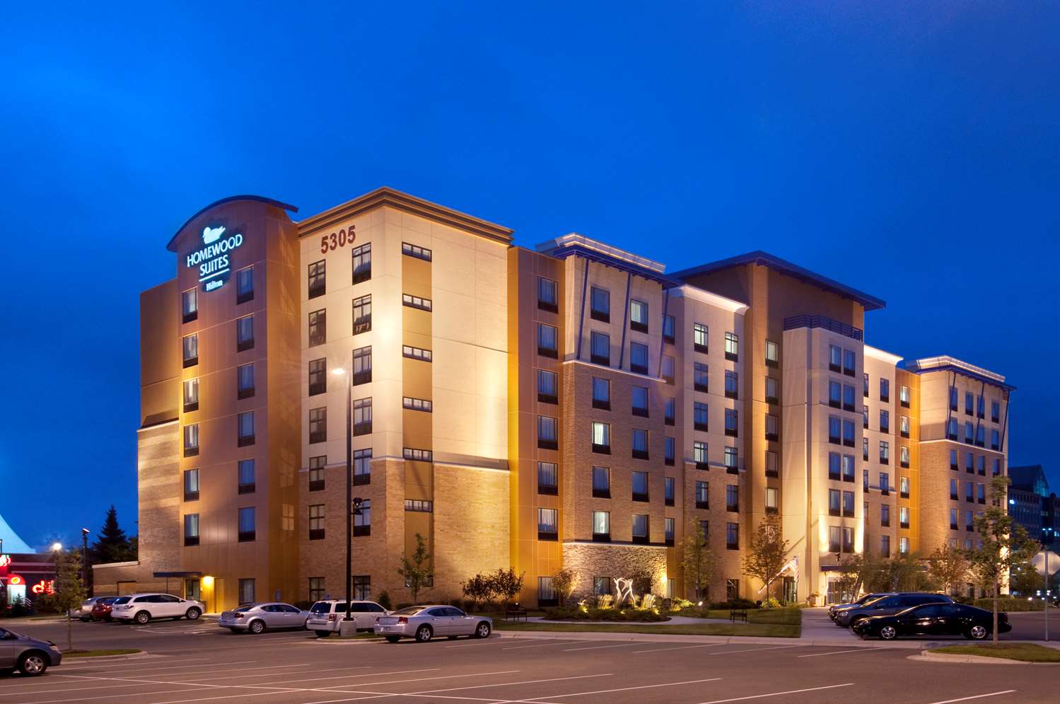 Homewood Suites by Hilton Minneapolis - Saint Louis Park at West End 2
