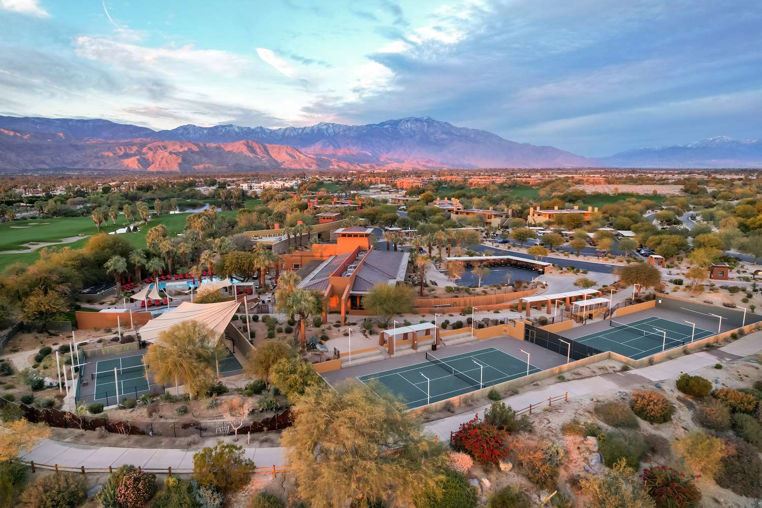 Hilton Grand Vacations Club Palm Desert 1
