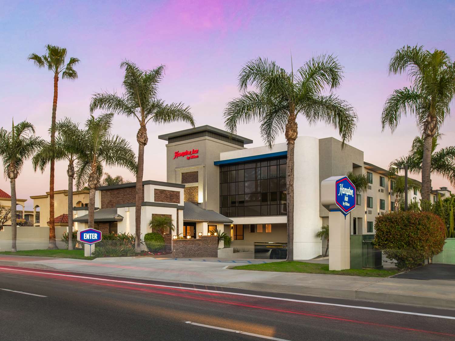 Hampton Inn by Hilton Costa Mesa Newport Beach 2