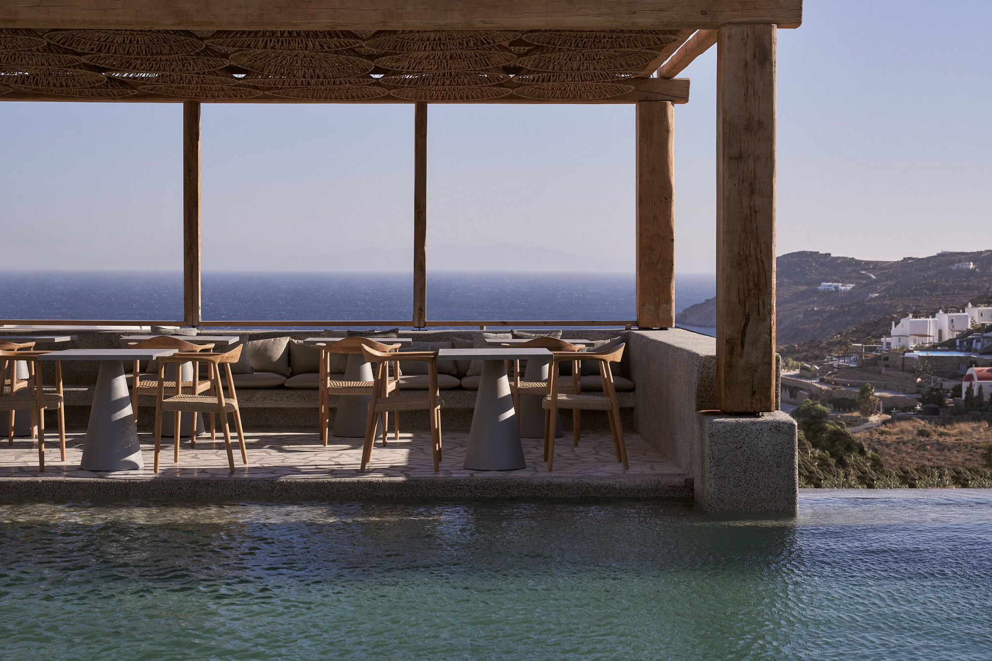 Archipelagos All Suites 2