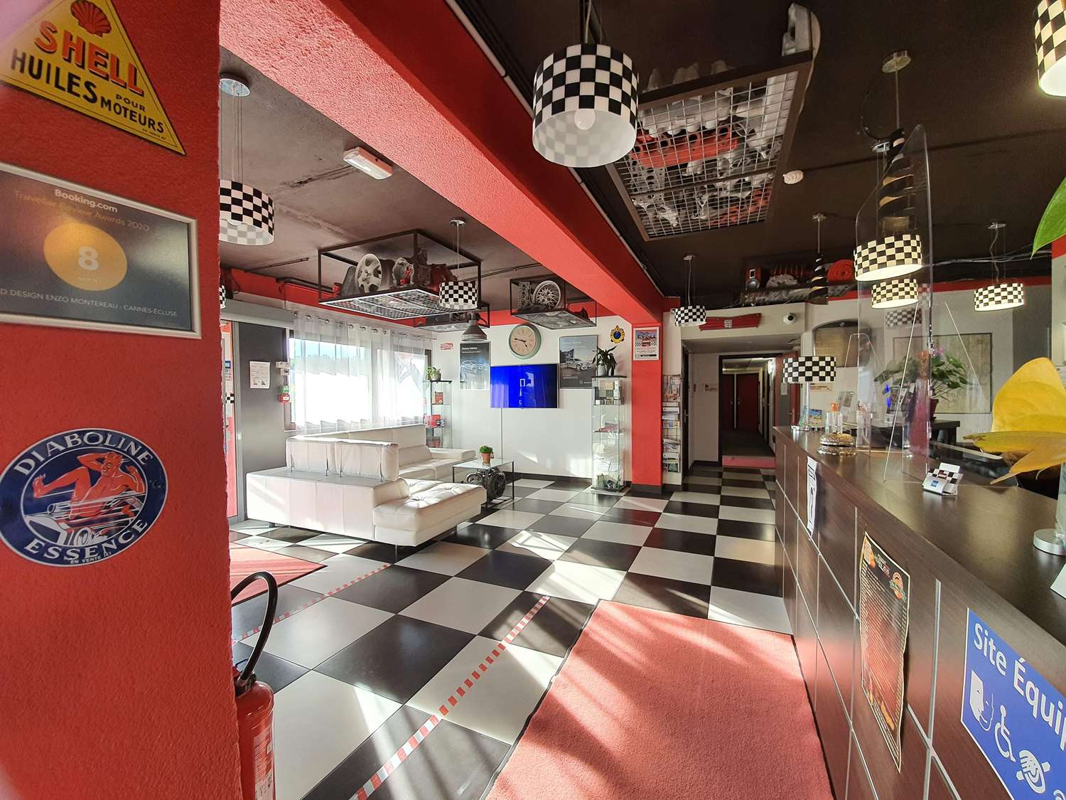Enzo Hotels Cannes-Écluse by Kyriad Direct 1