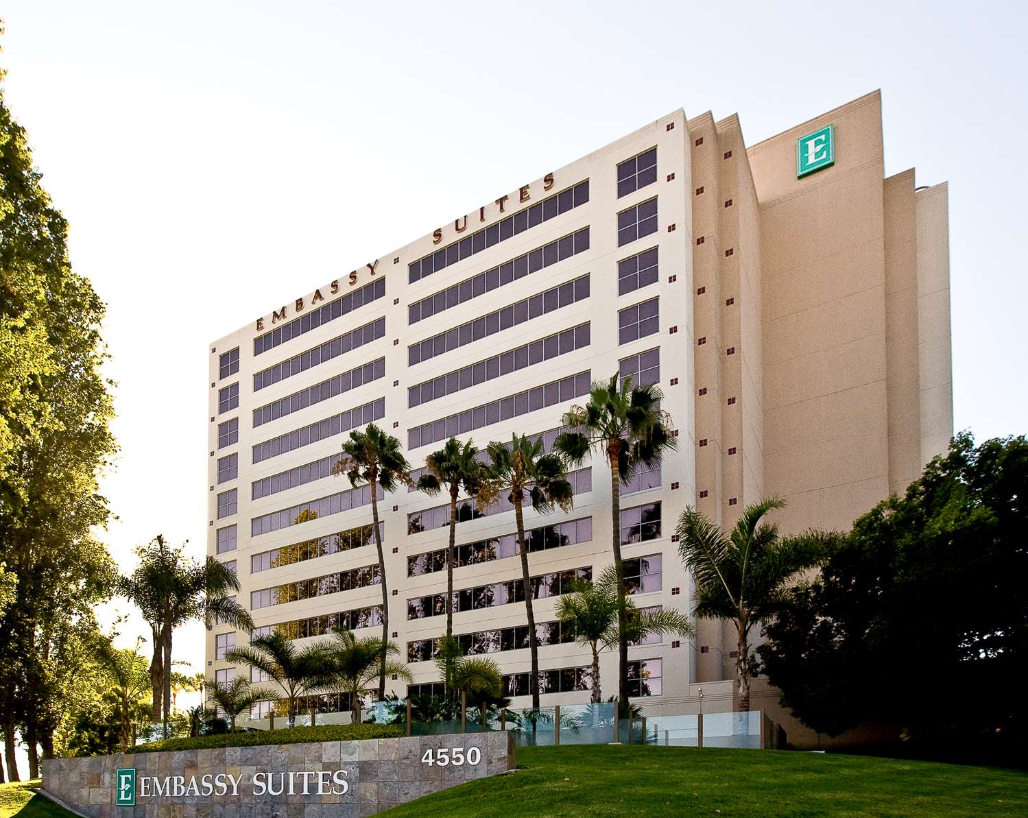 Embassy Suites by Hilton San Diego-La Jolla 1