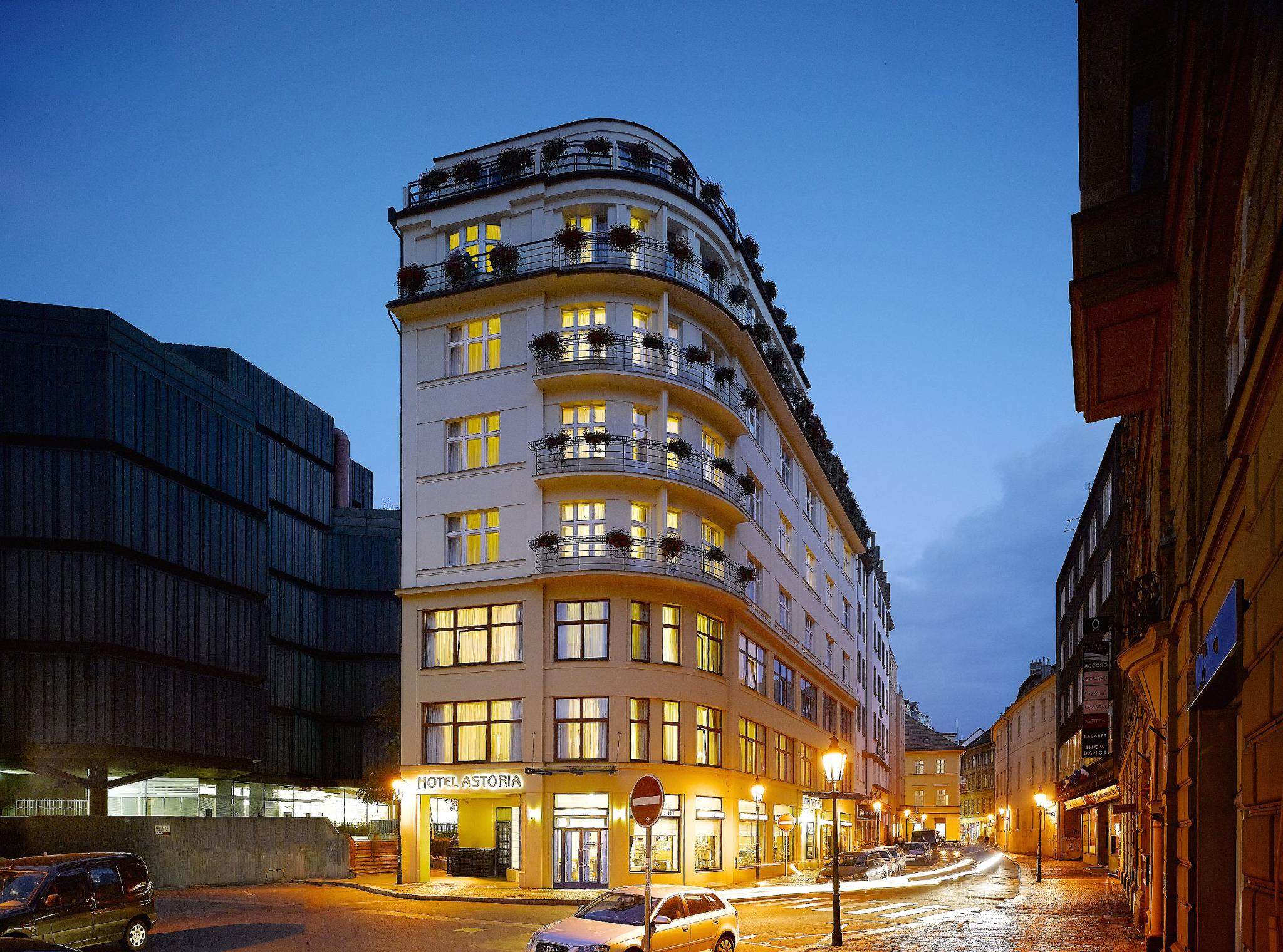 Astoria Hotel 1
