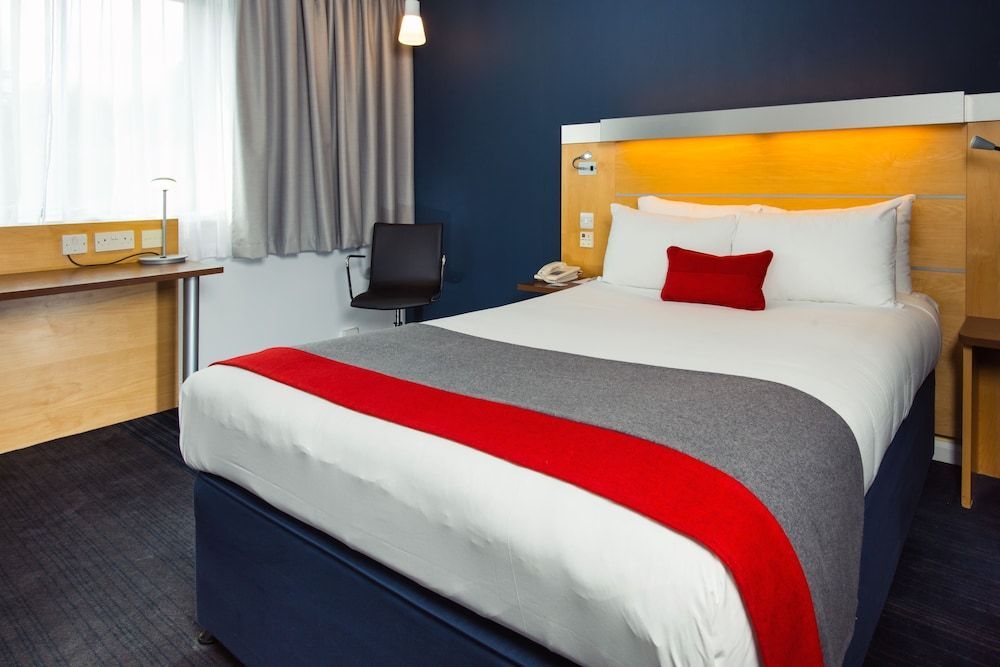 Holiday Inn Express CAMBRIDGE by IHG 2