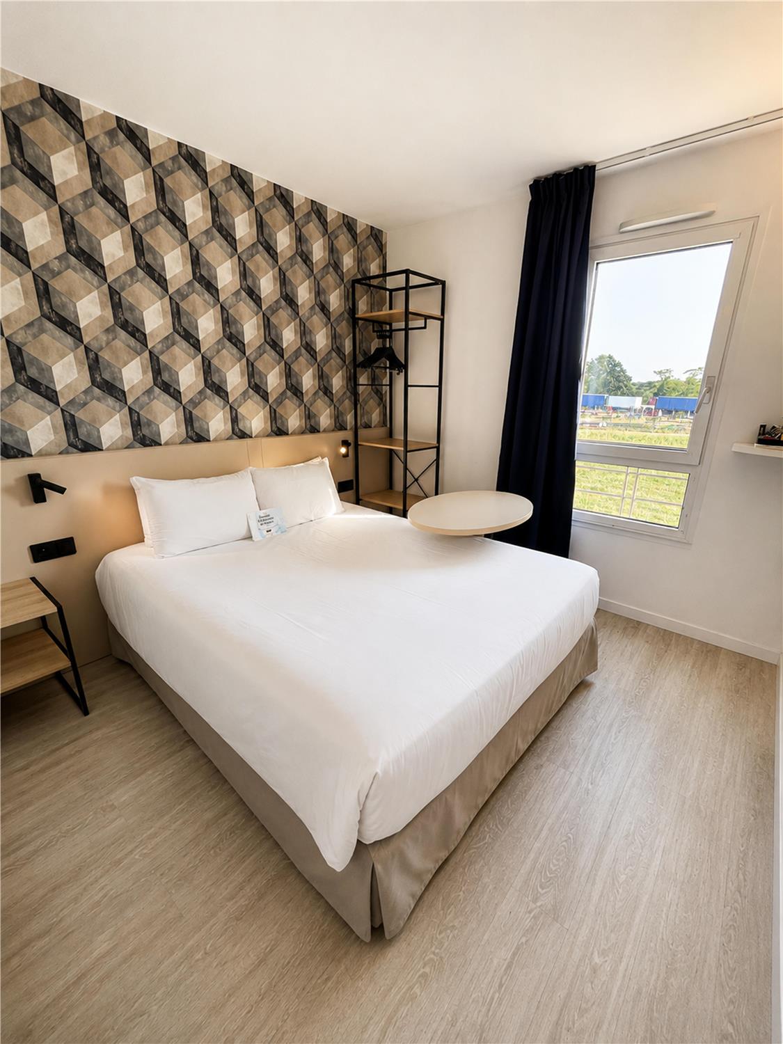 Kyriad Hôtel La Fleche 2