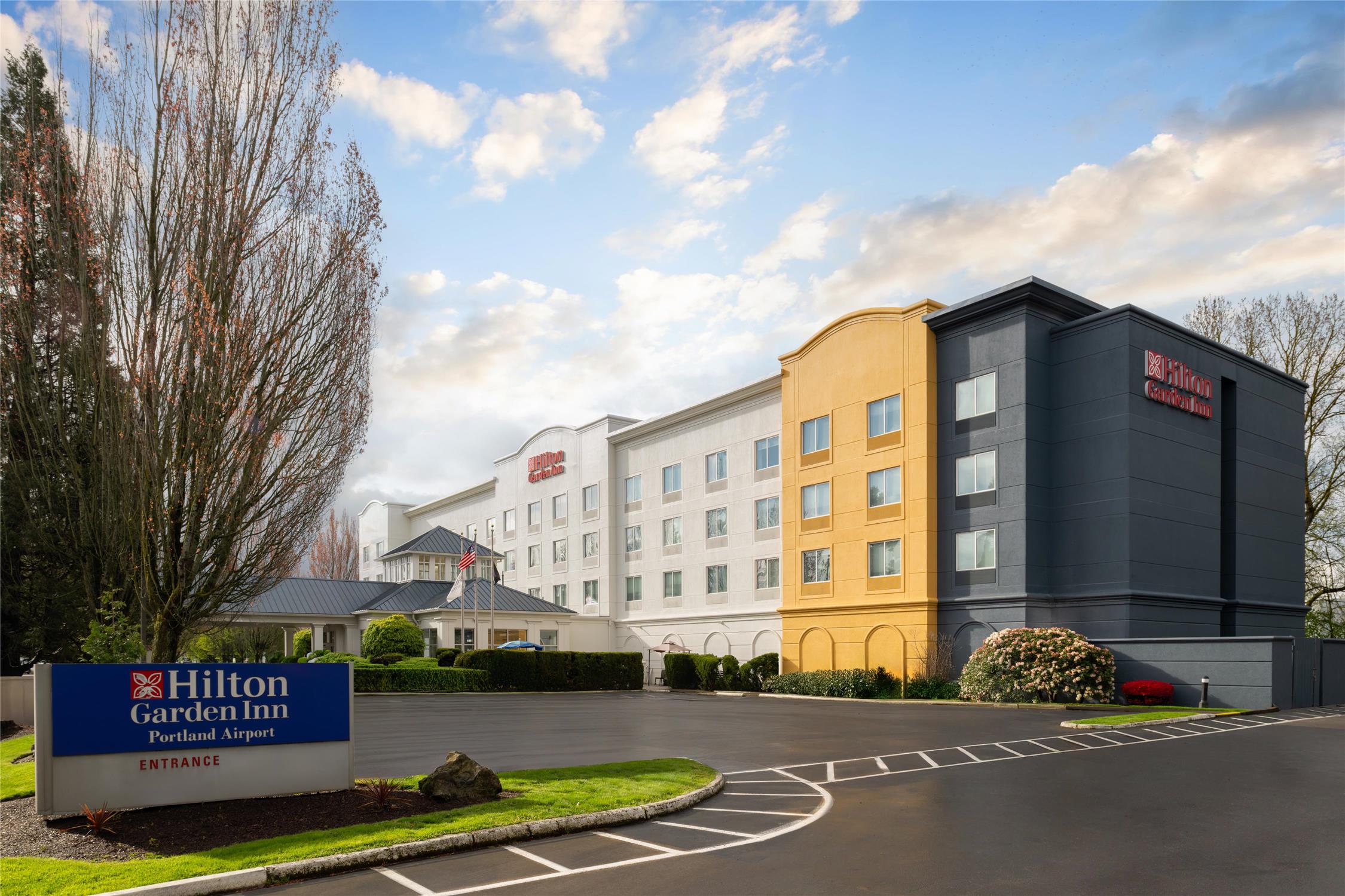 Hilton Garden Inn Portland Airport 2