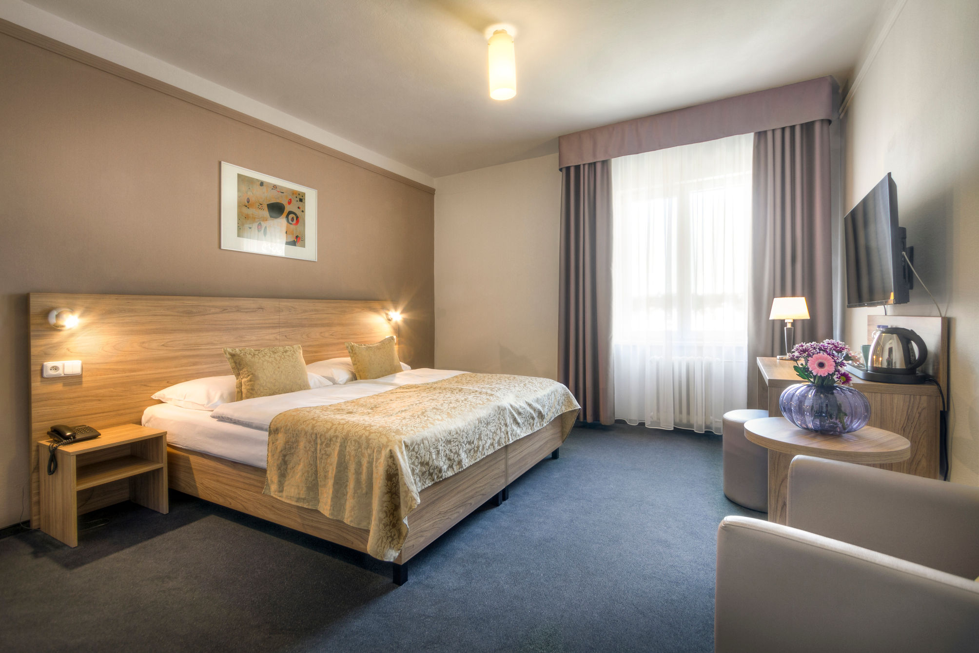Atlantic Hotel 1