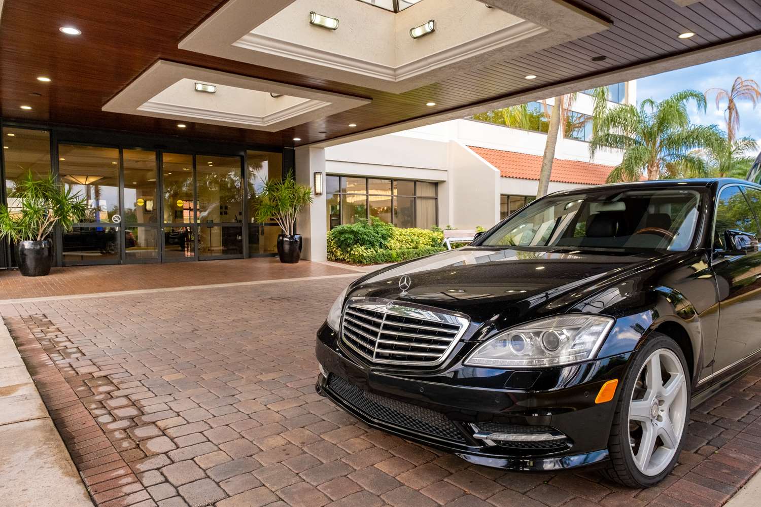 Hilton Palm Beach PBI 2