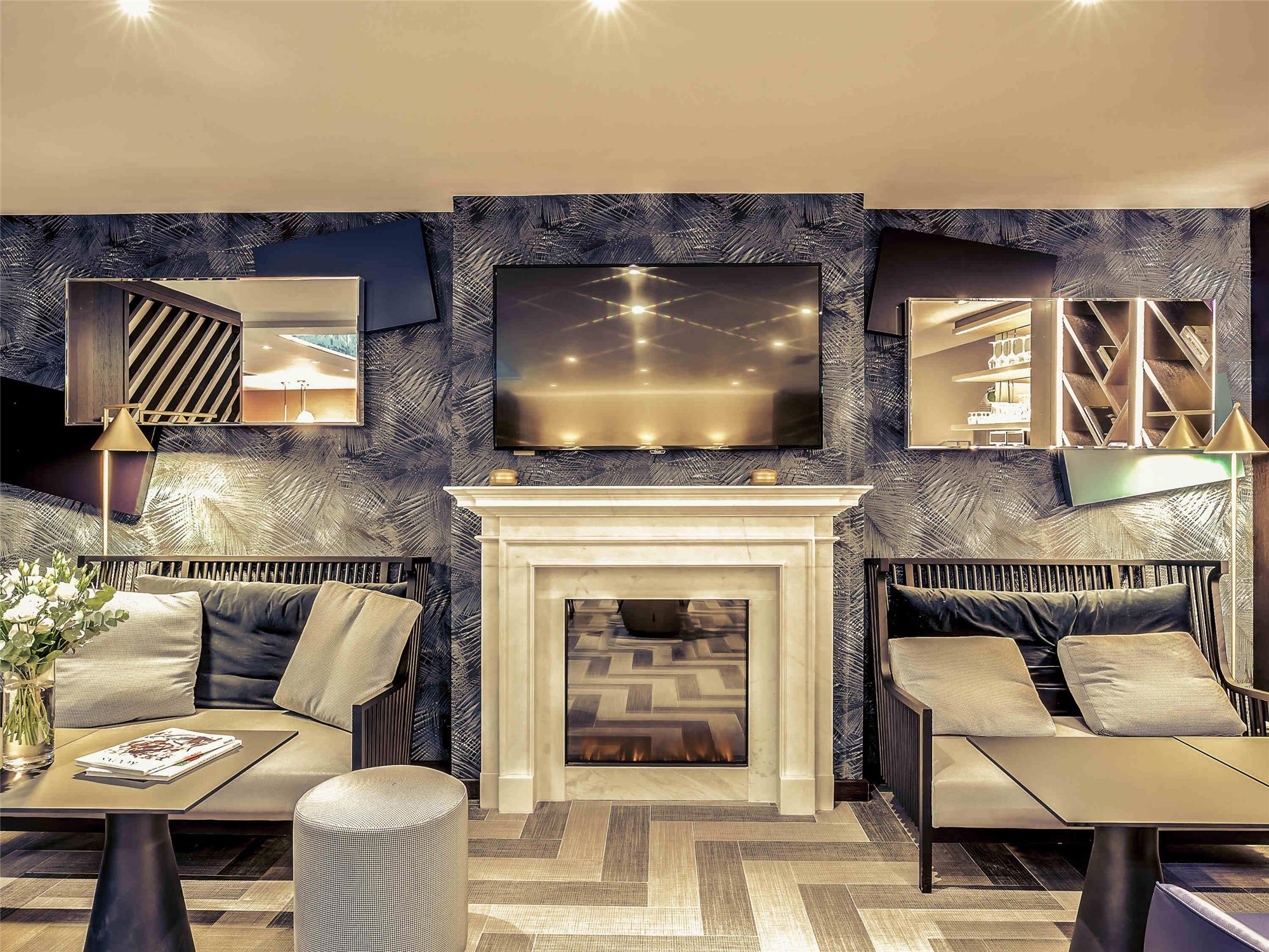 Mercure Paris Arc de Triomphe Etoile 1