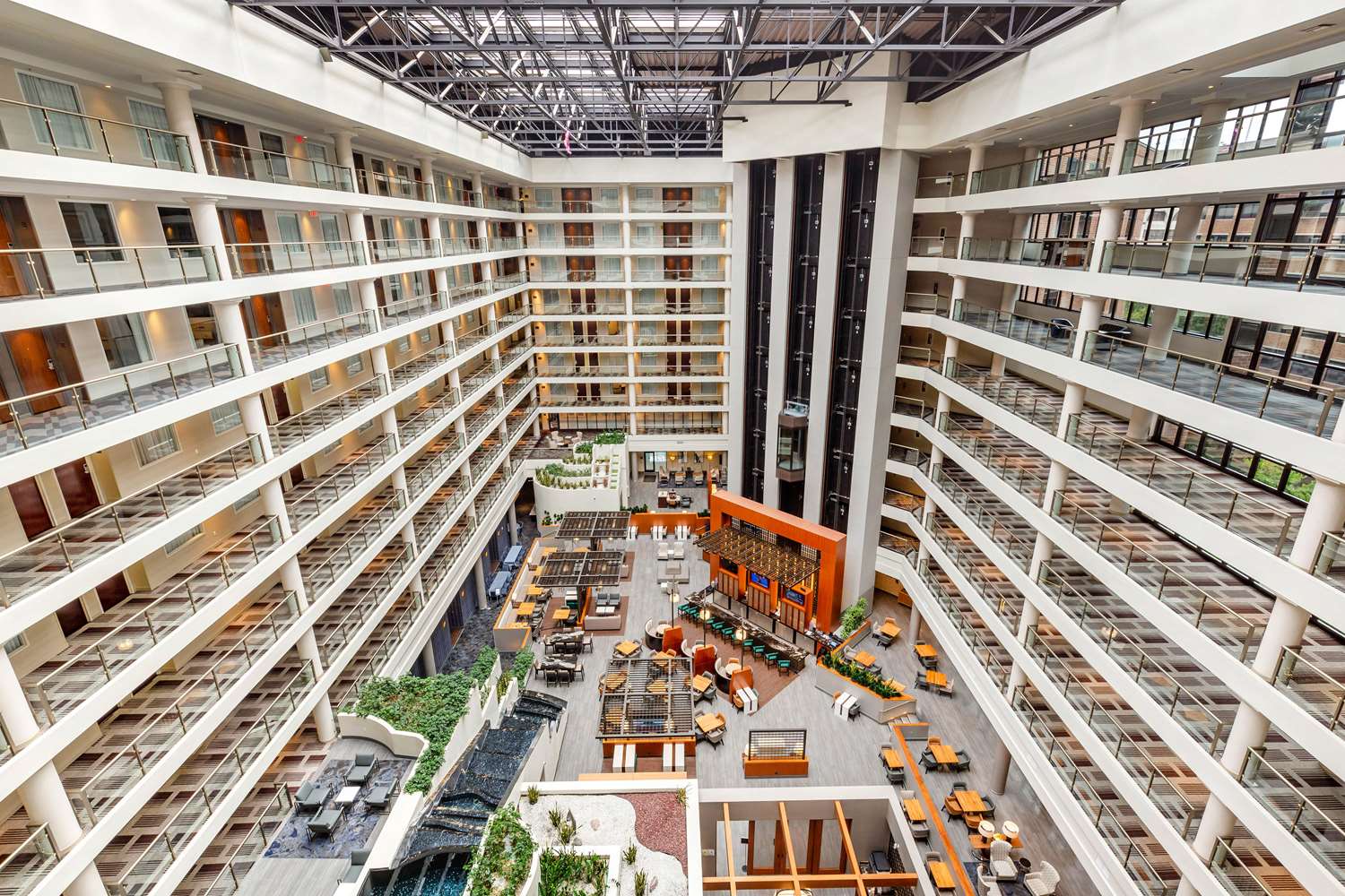 The District by Hilton Club 1